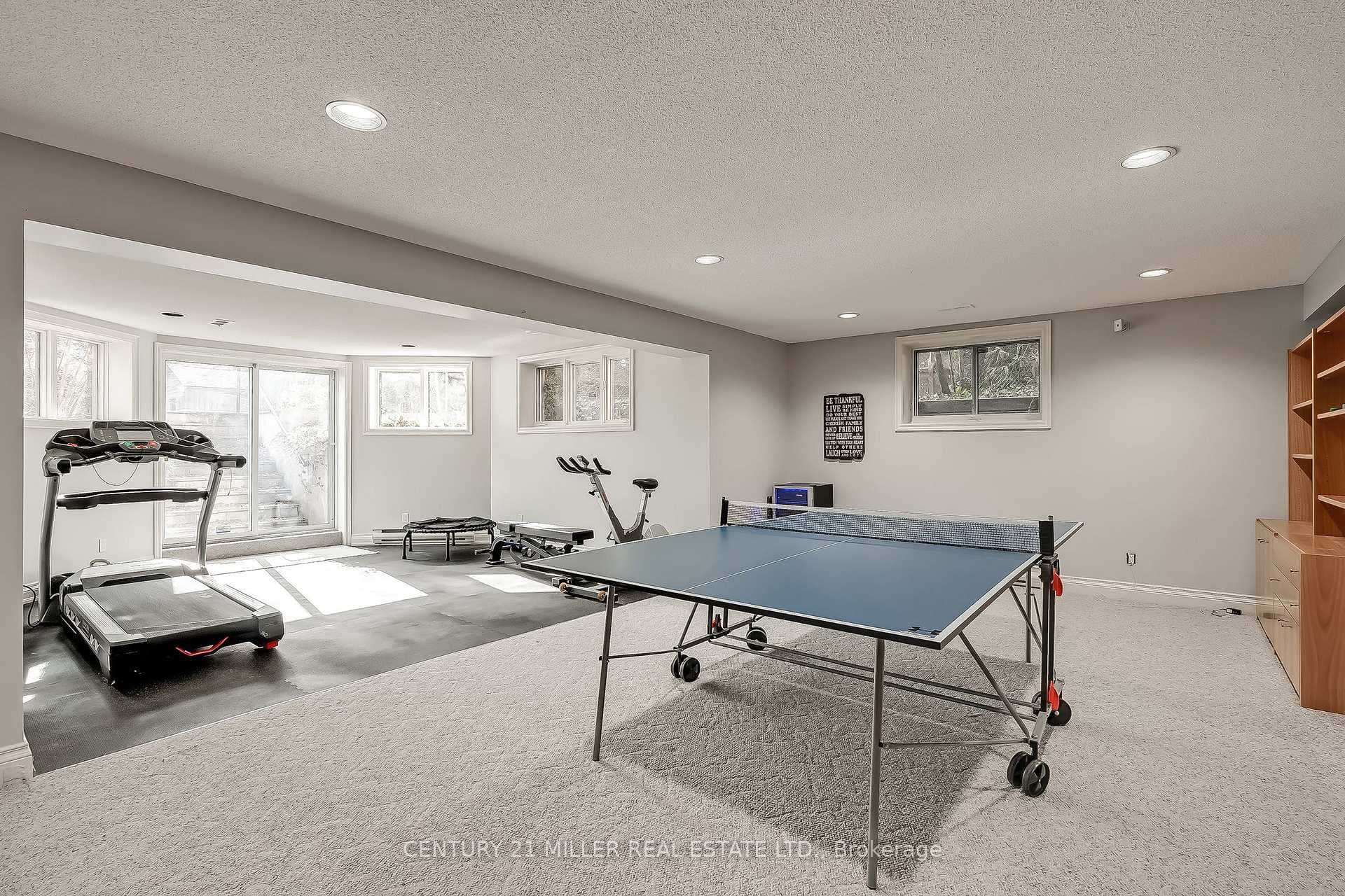 238 Elton Park Road photo 35