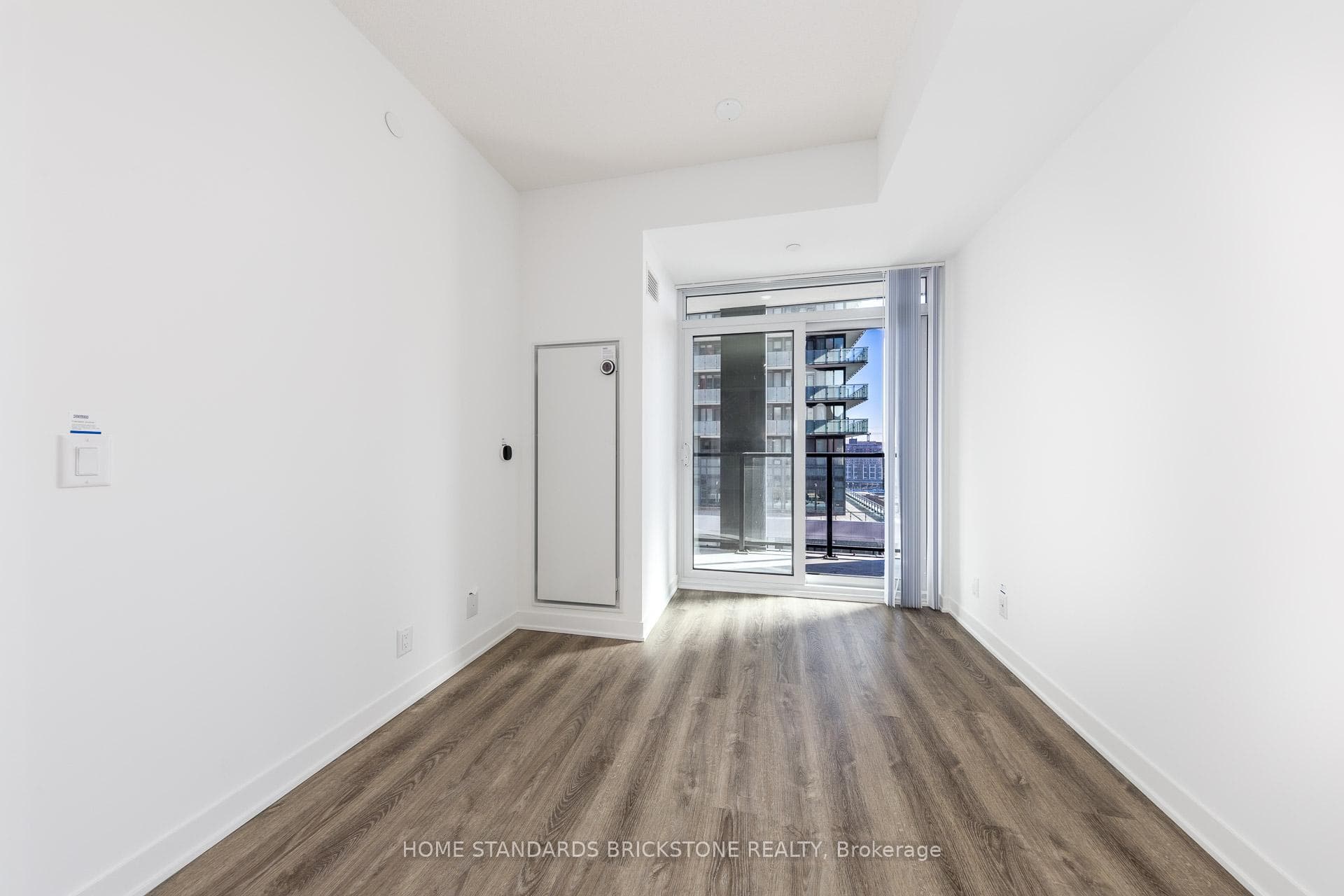 180 Front Street Unit 1609 photo 10