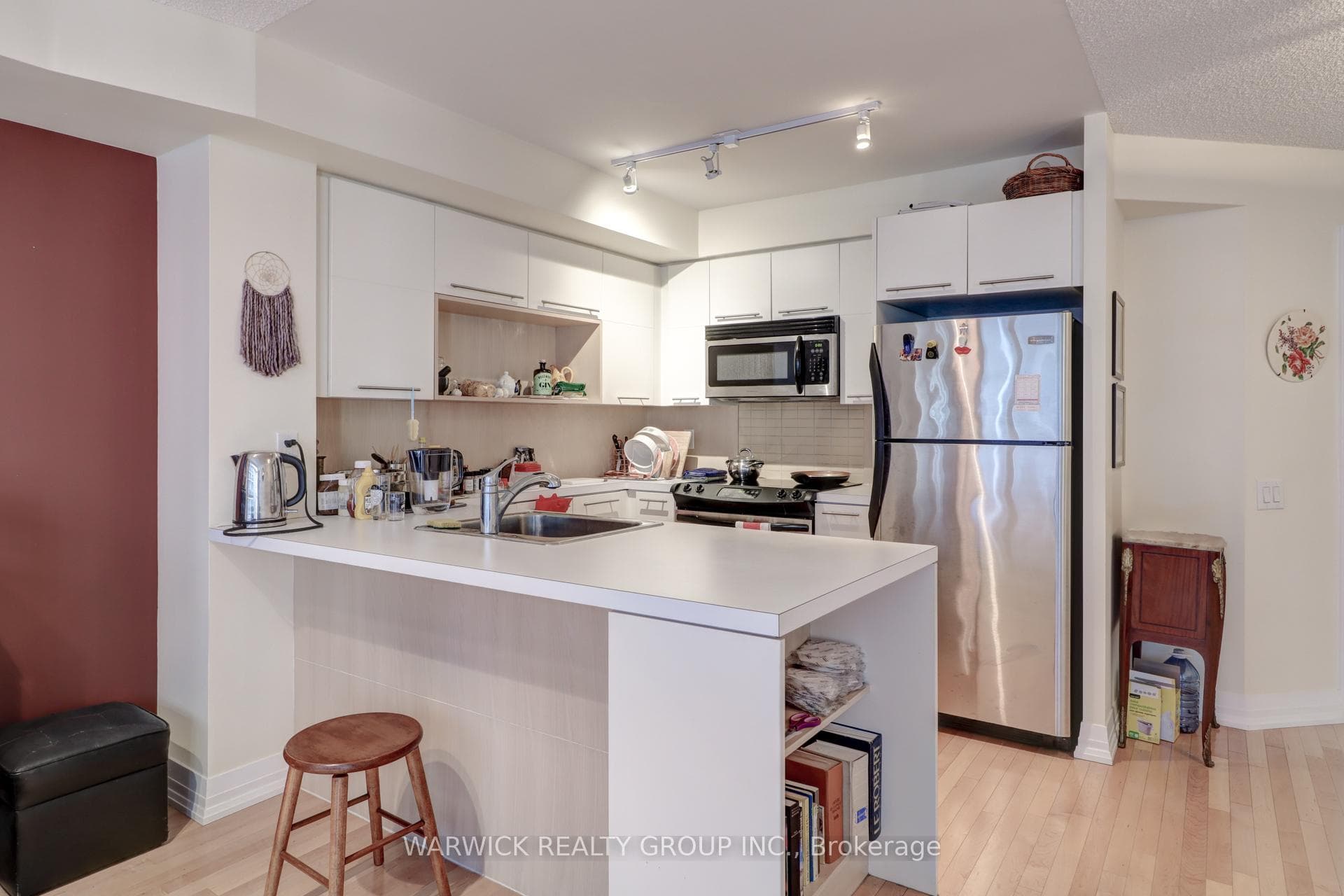 25 Carlton Street Unit 509 photo 9