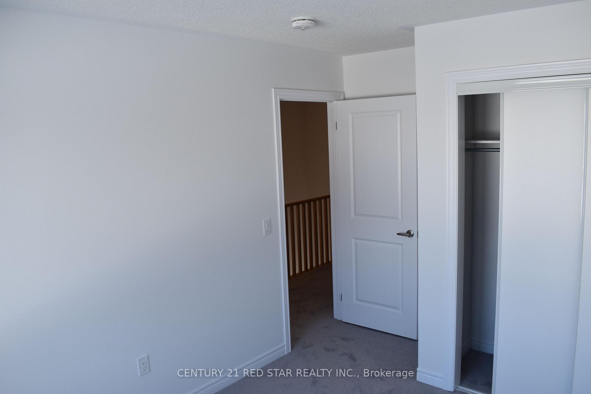 66 Edminston Drive photo 15