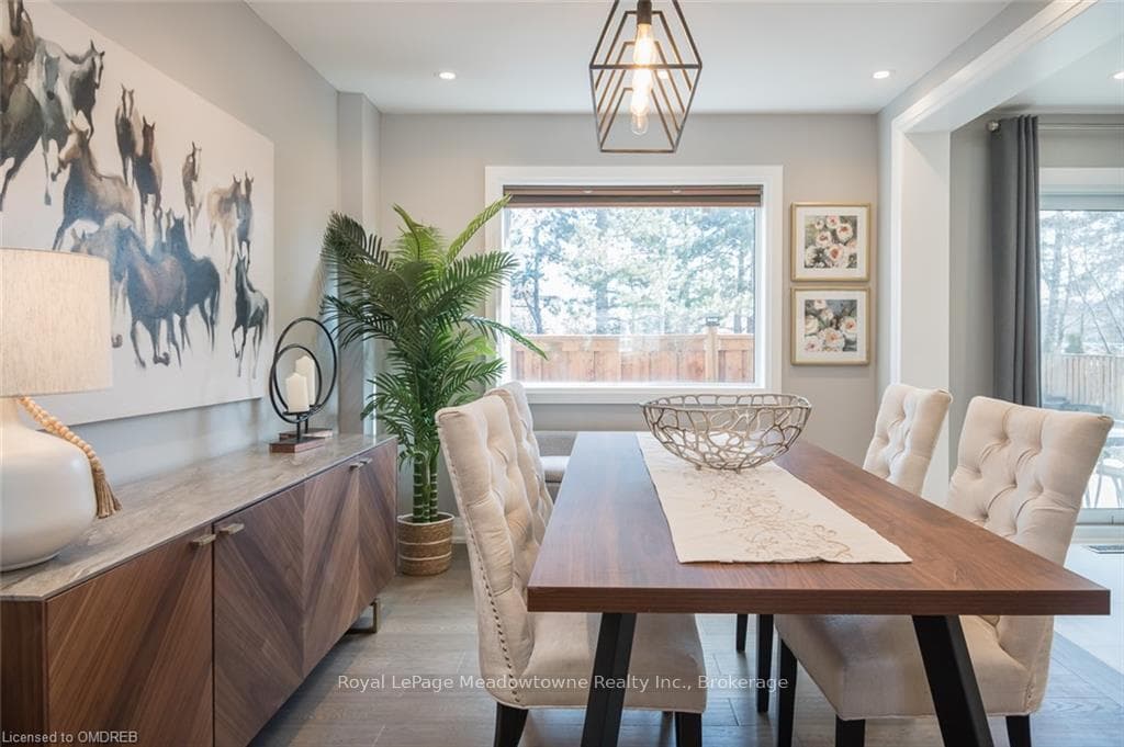 774 SYER Drive photo 9