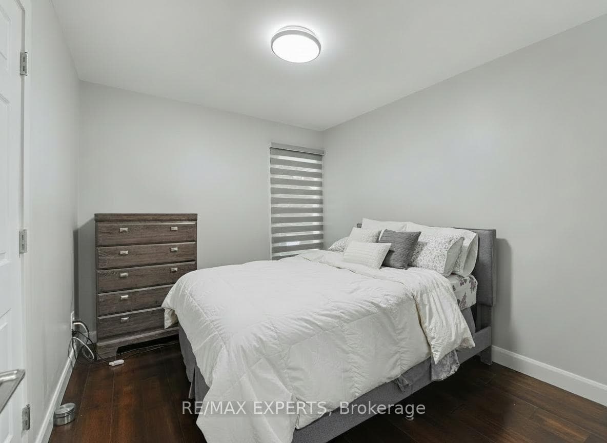4 Willis Drive photo 20