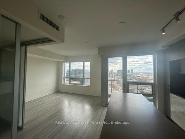 88 Scott Street Unit 2406 photo 3