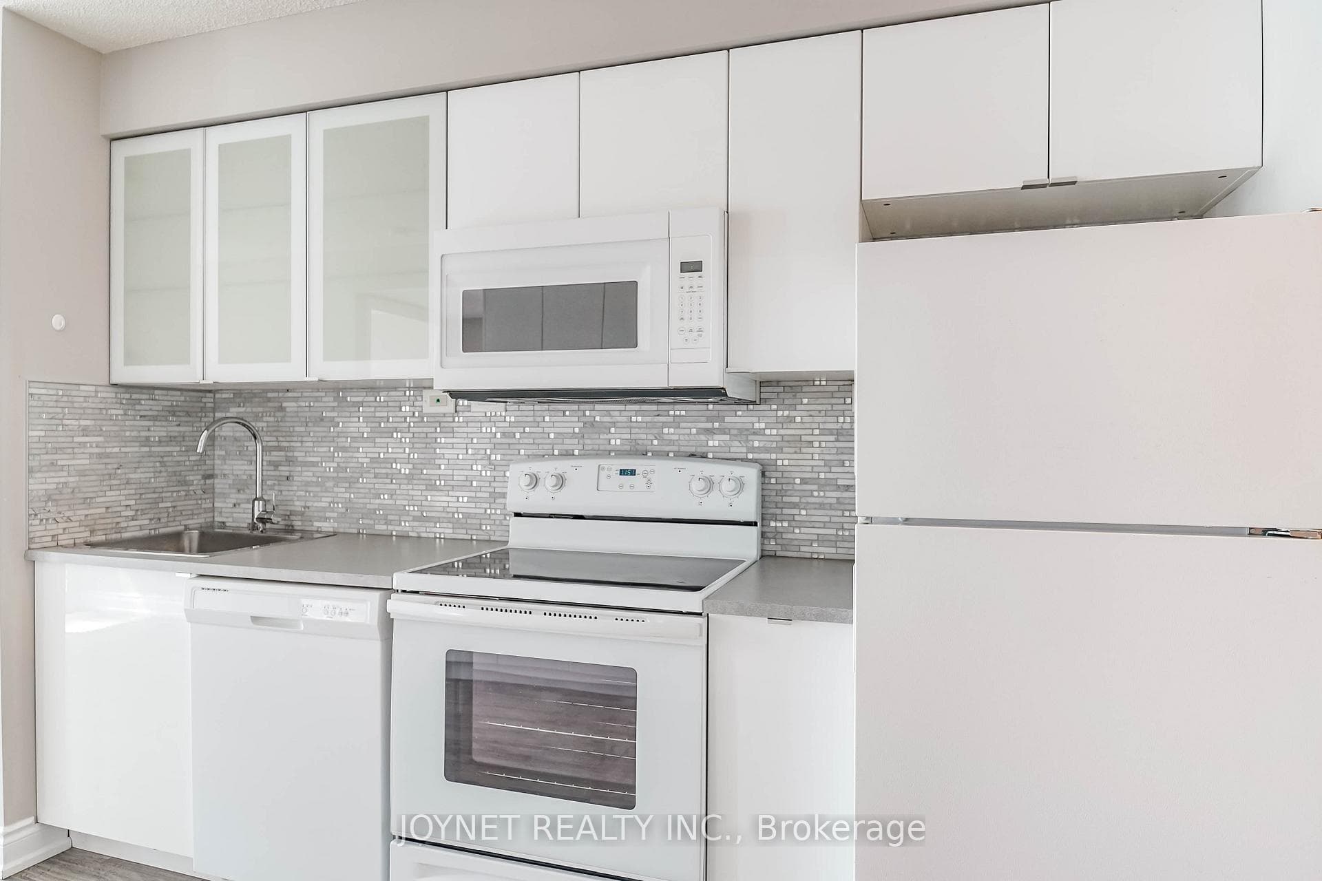 10 Capreol Court Unit 516 photo 10