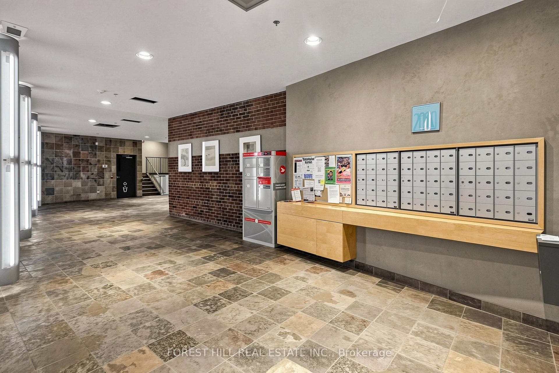 21 Nassau Street Unit 301 photo 5