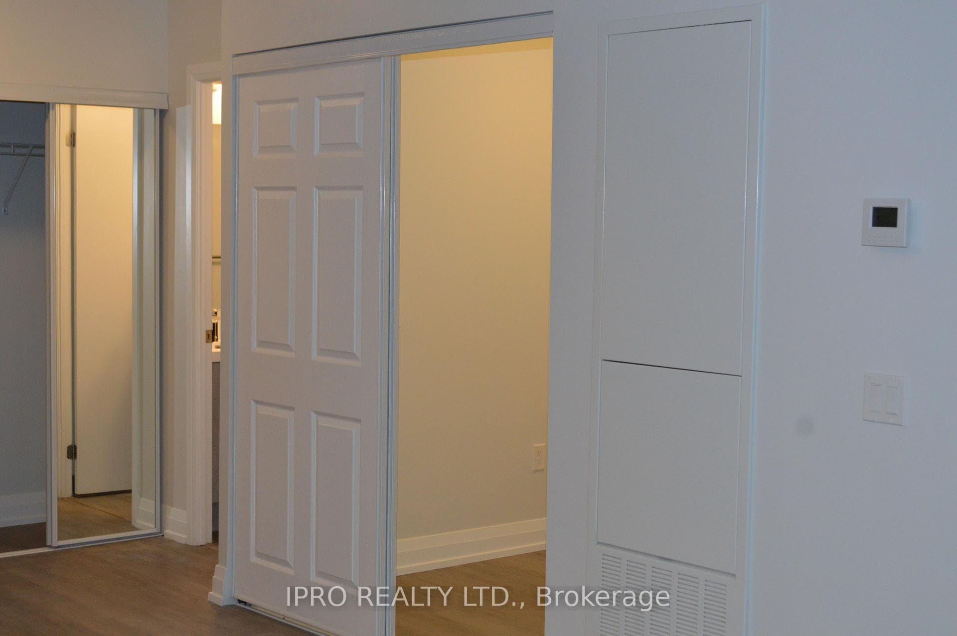 77 Mutual Street Unit 3610 photo 13