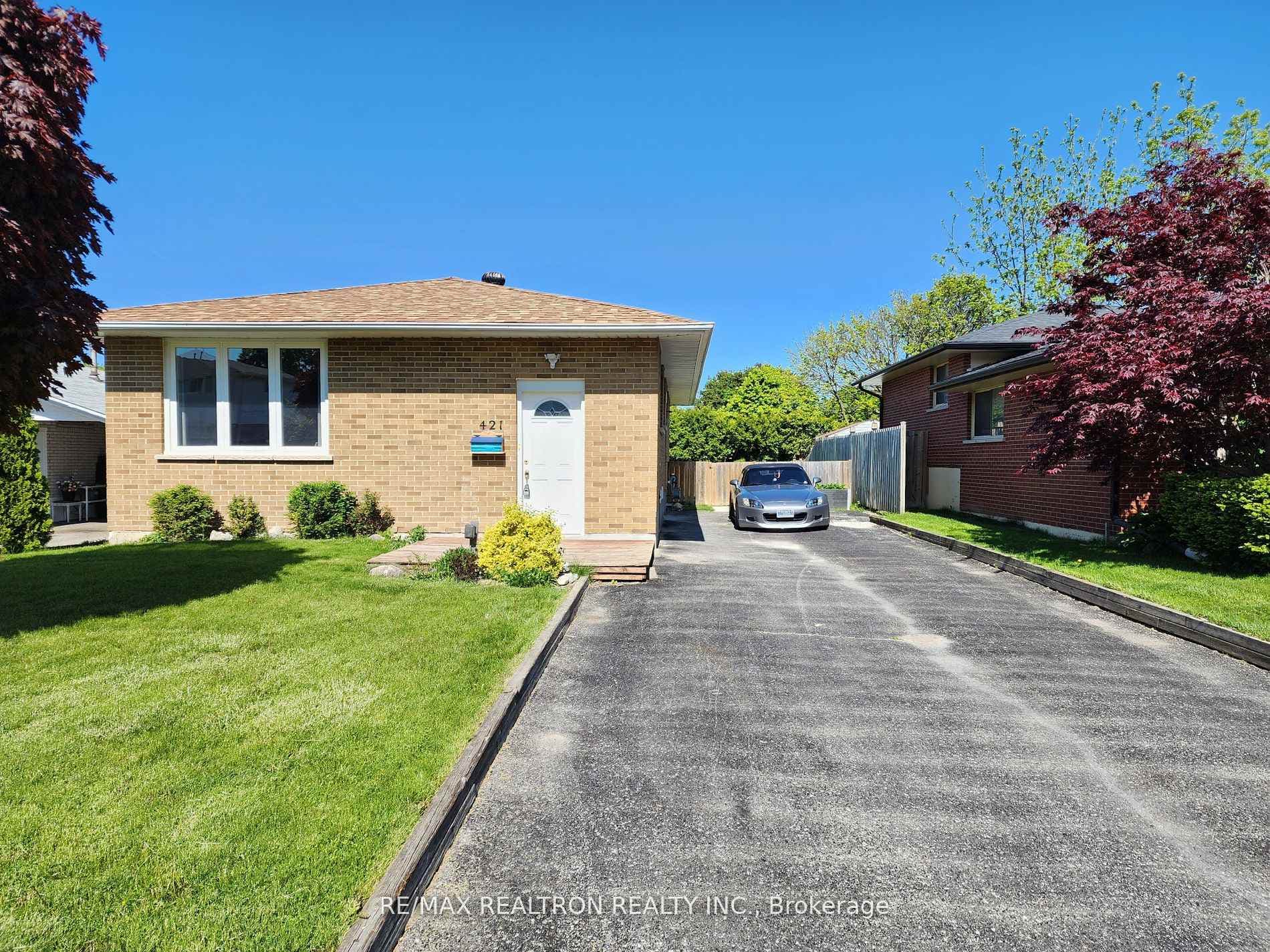 421 Oshawa Boulevard Unit Main photo 2