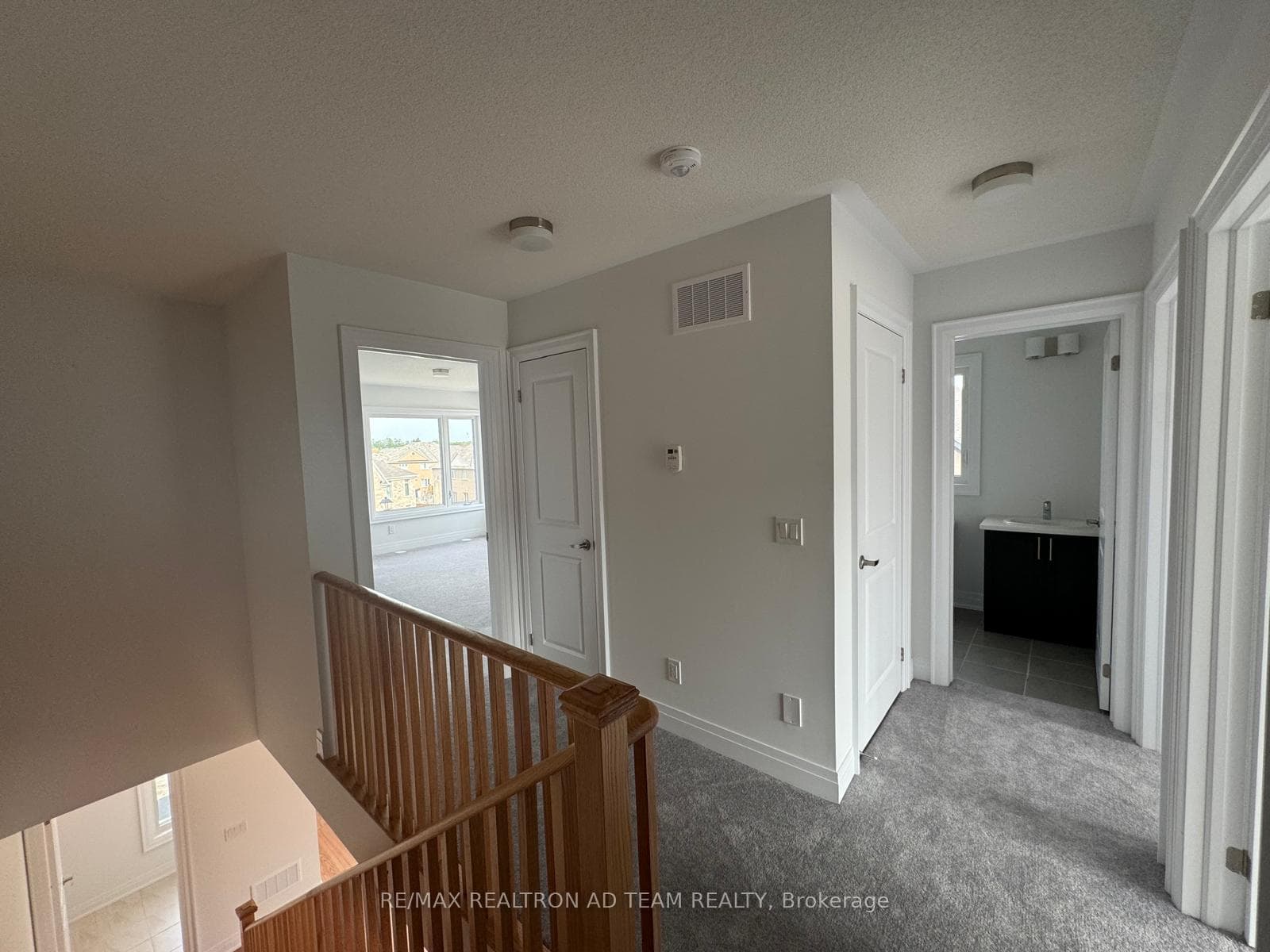 148 Lageer Drive photo 12