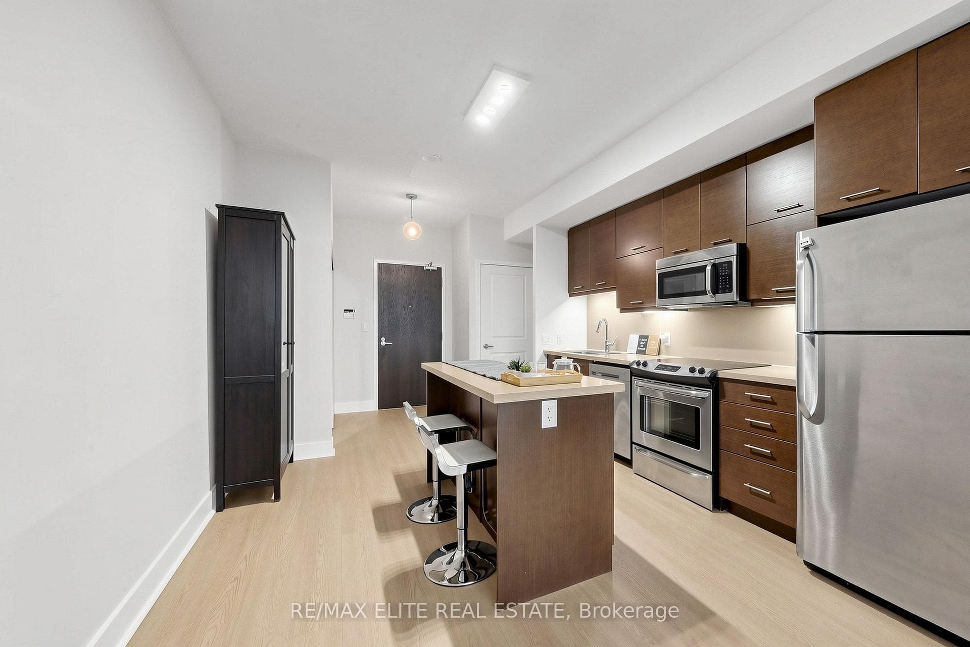 26 Norton Avenue Unit 1309 photo 9