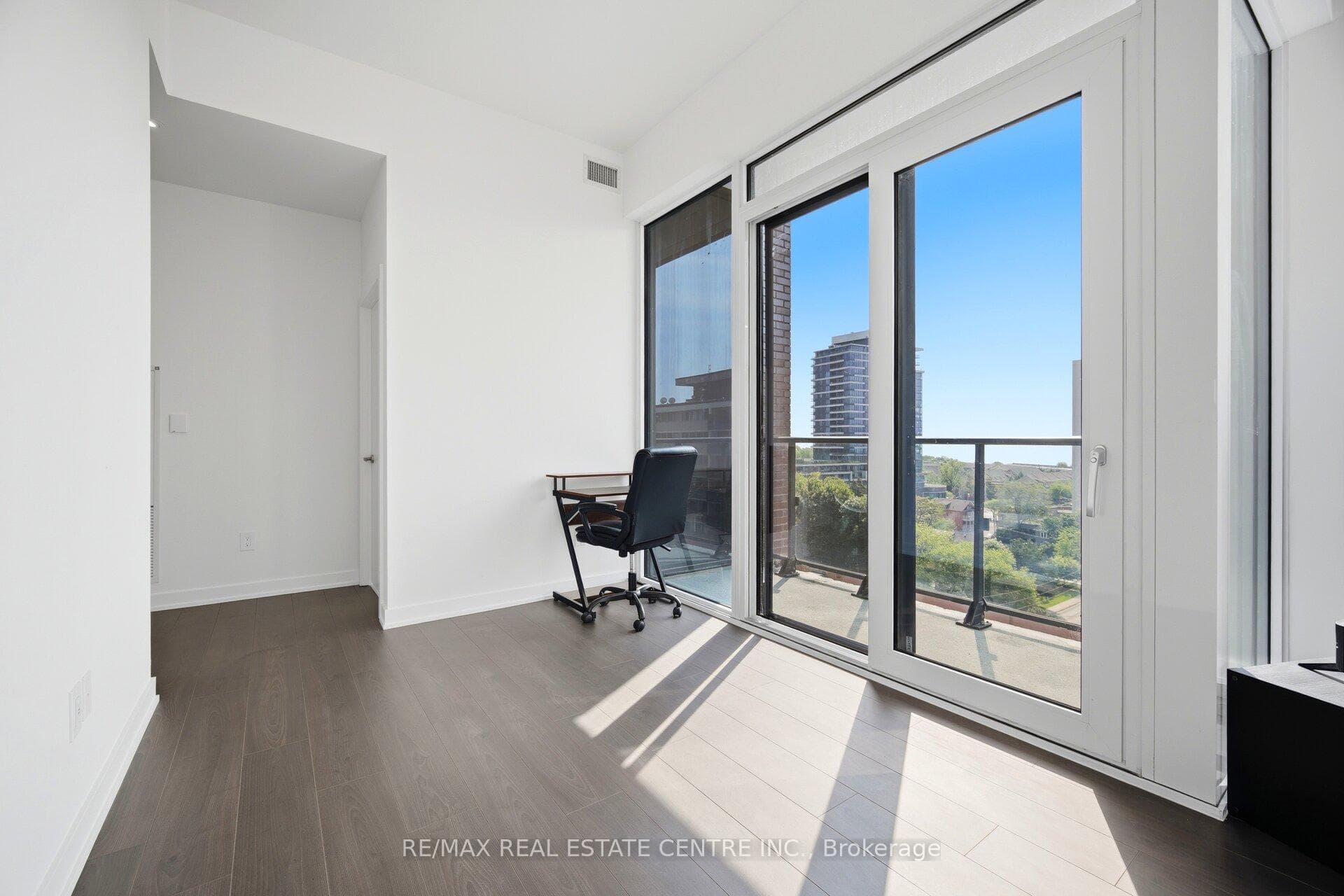 28 Ann Street Unit 809 photo 9