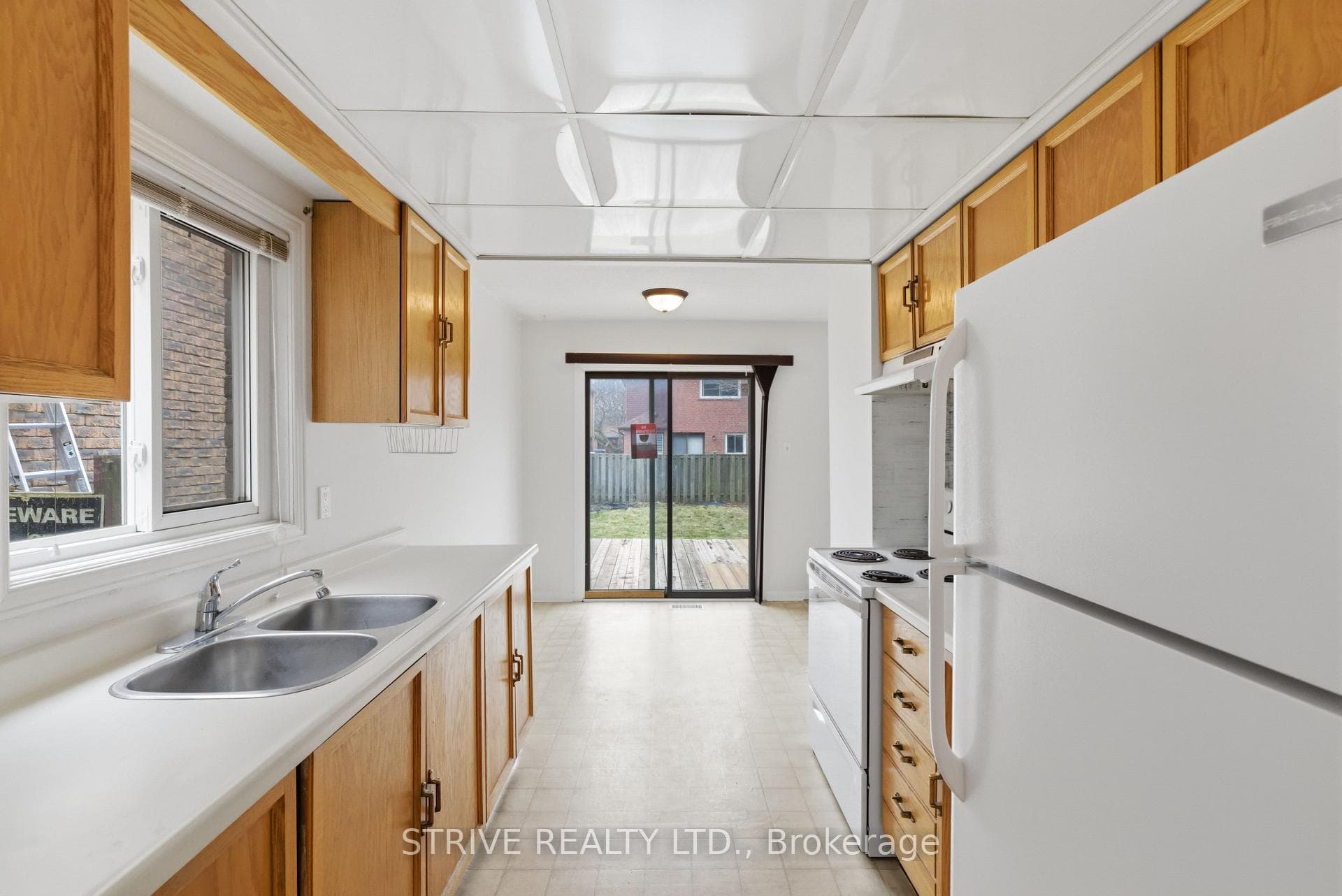 13 Brocklesby Crescent photo 18