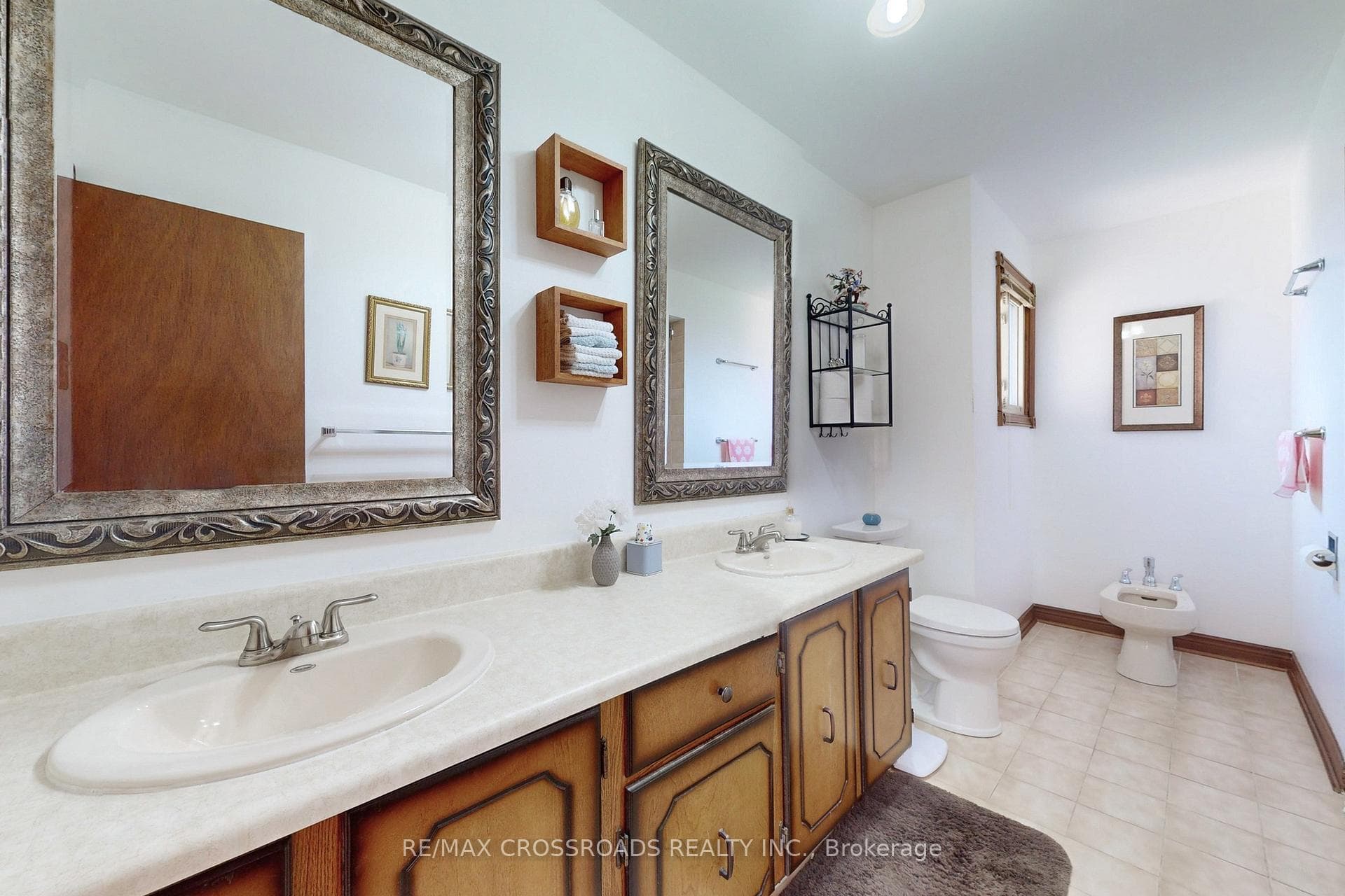 29 Glouster Court photo 24