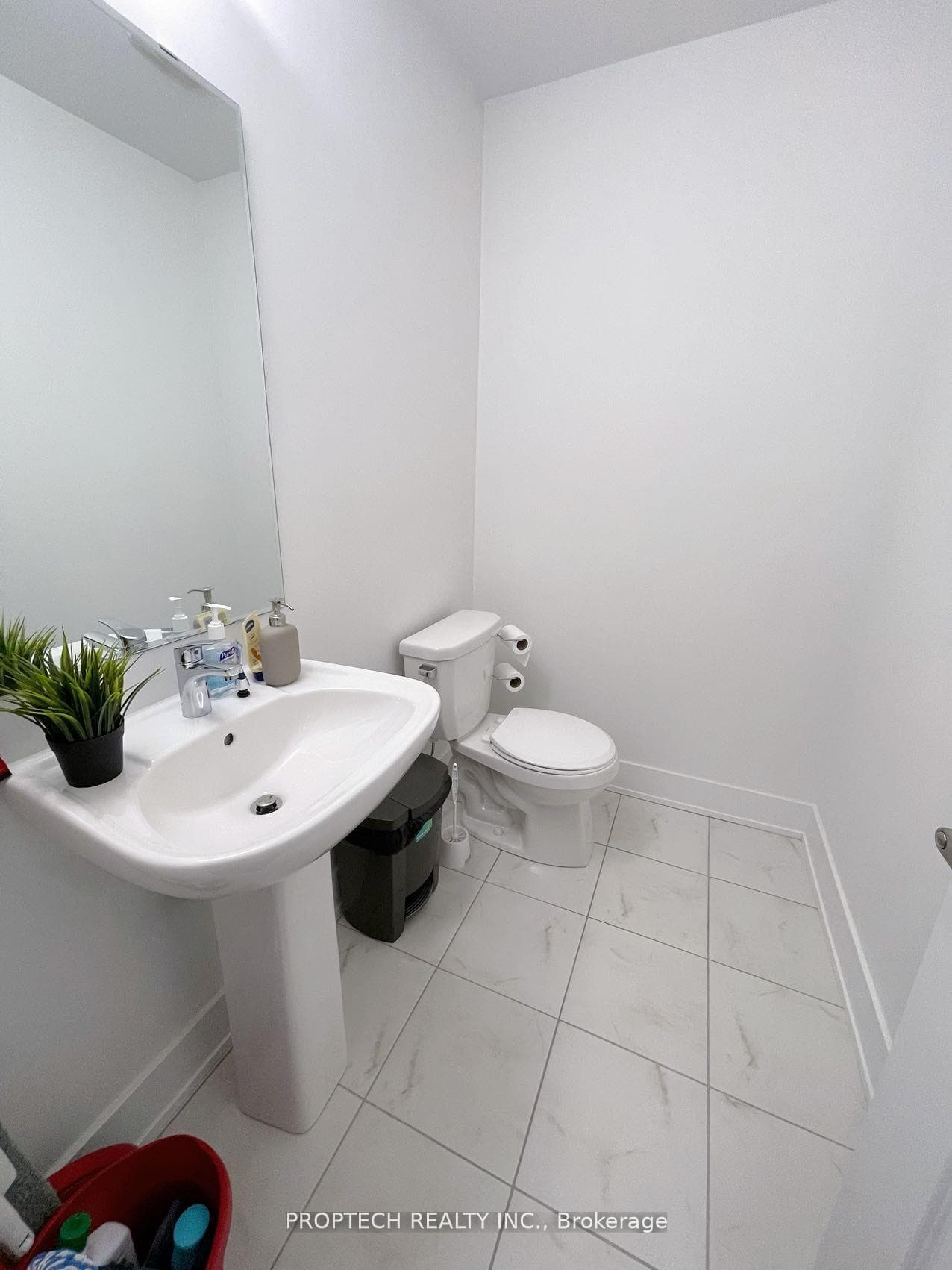 25 Gillivary Drive photo 16