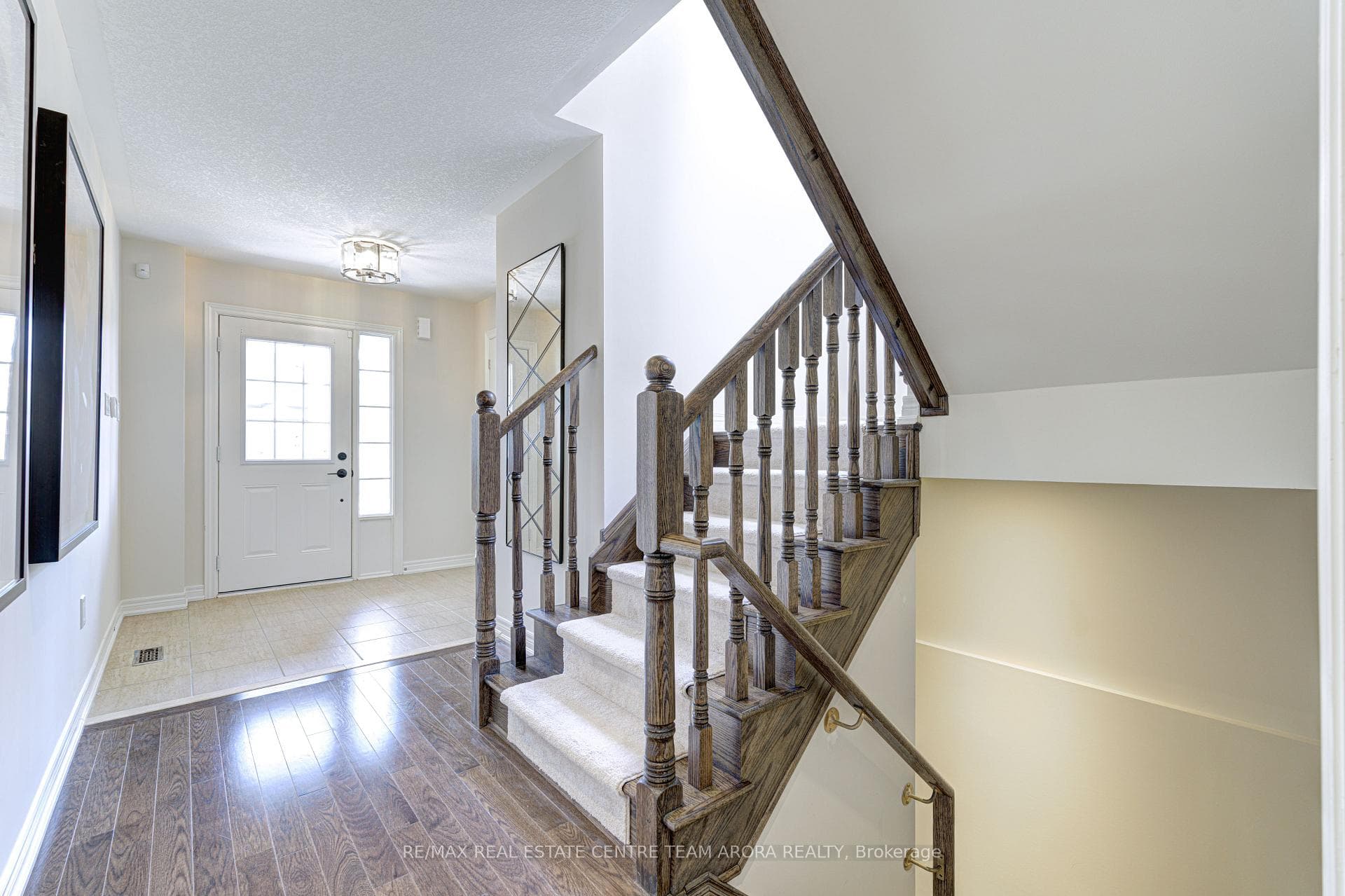 35 Rosebrugh Avenue photo 14