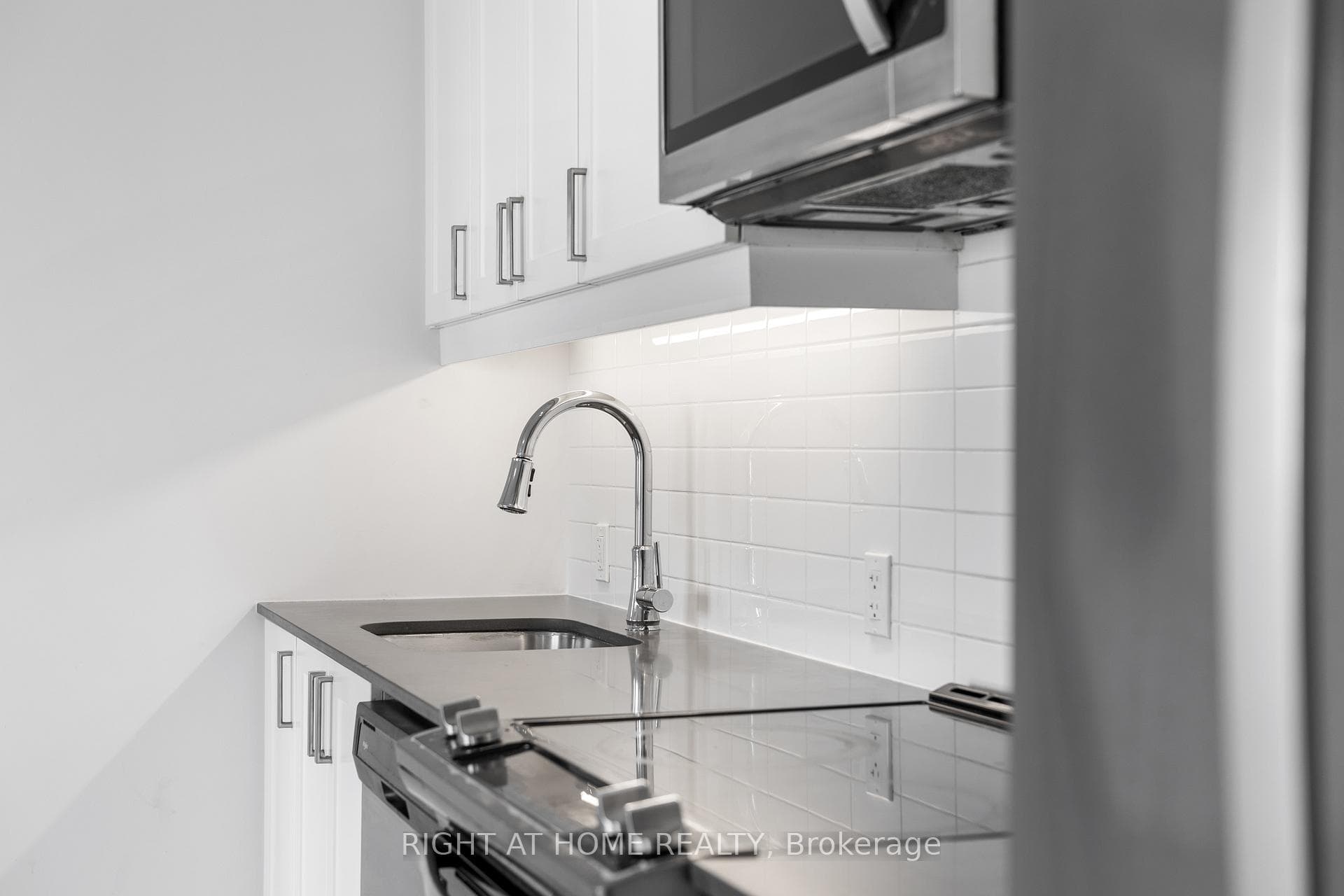 8 Nahani Way Unit 2203 photo 15