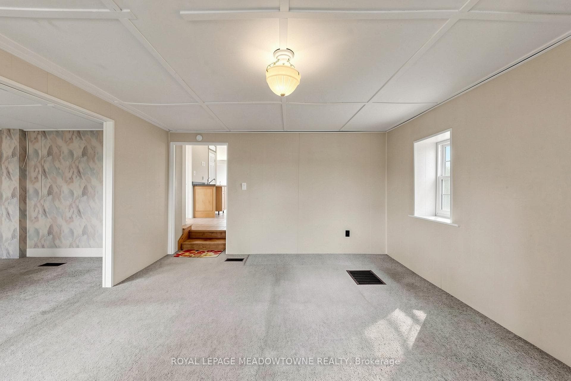 2nd Floor Office