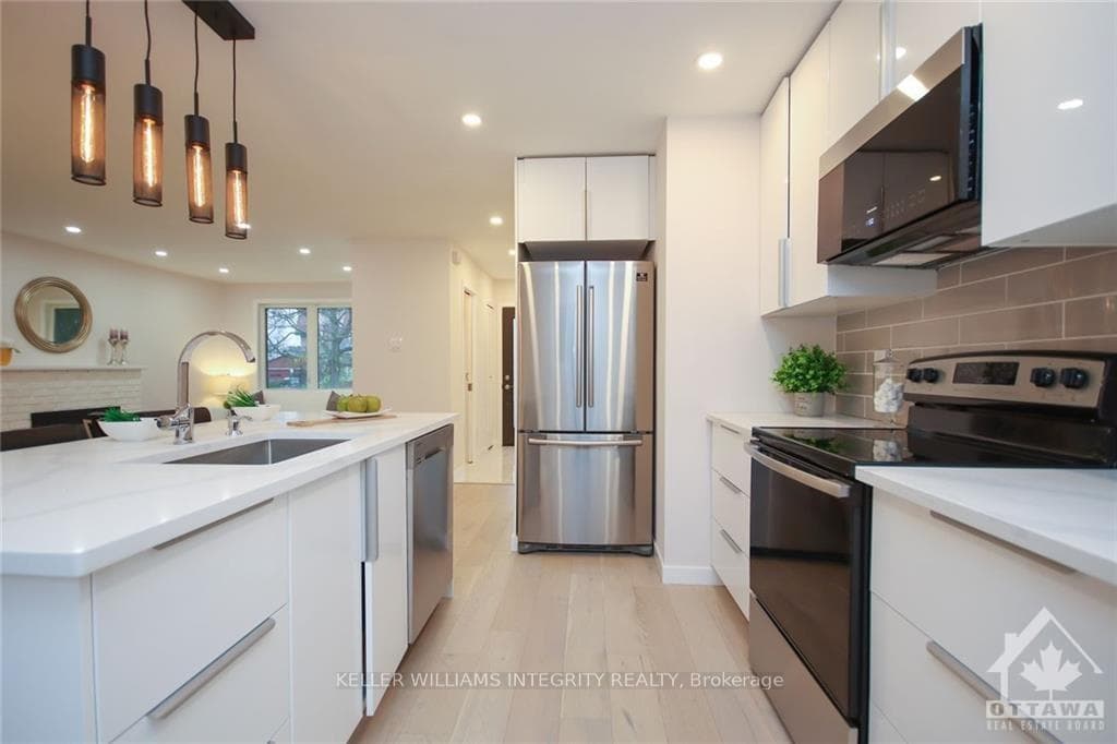 610 ALESTHER Street Unit A photo 11