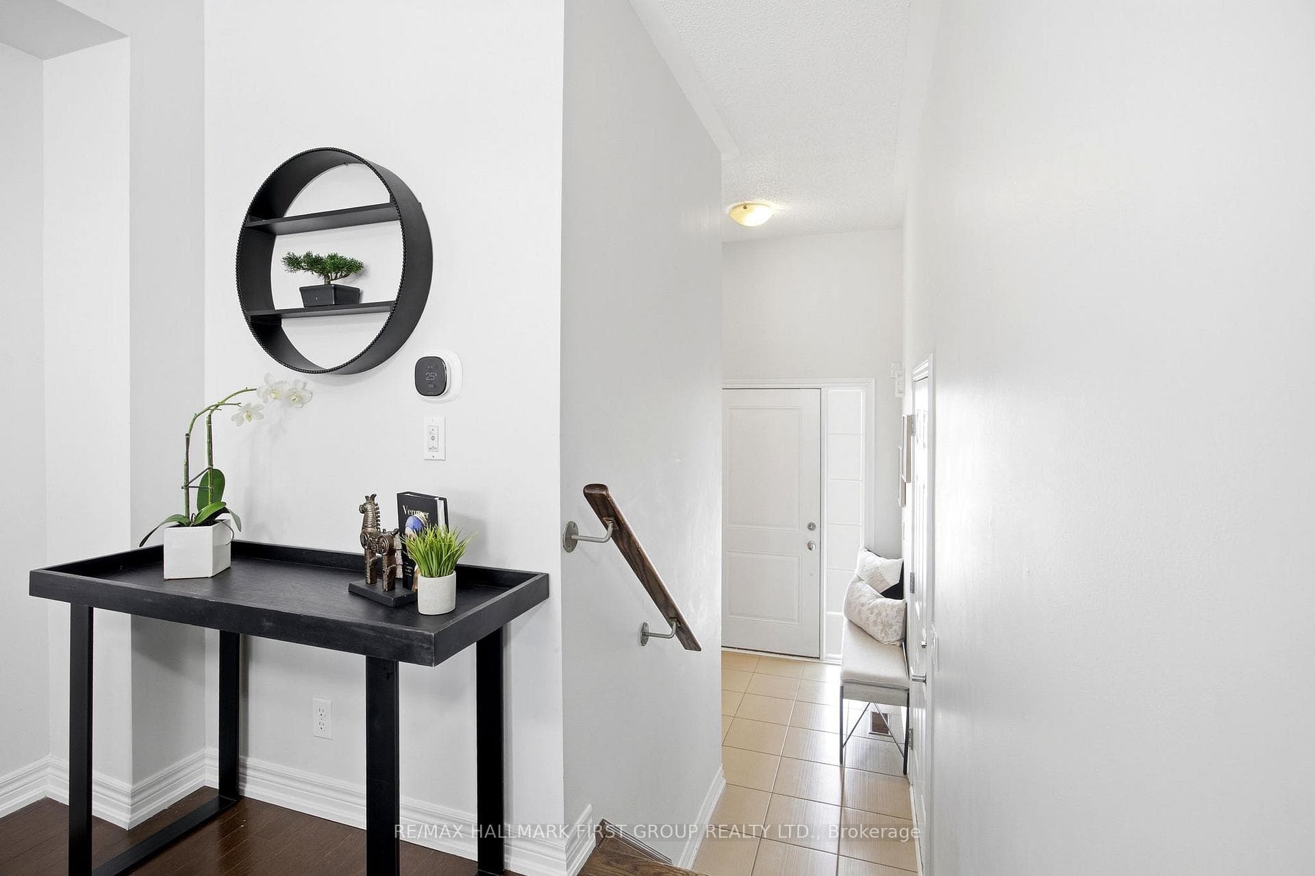 2405 Hill Rise Street photo 7