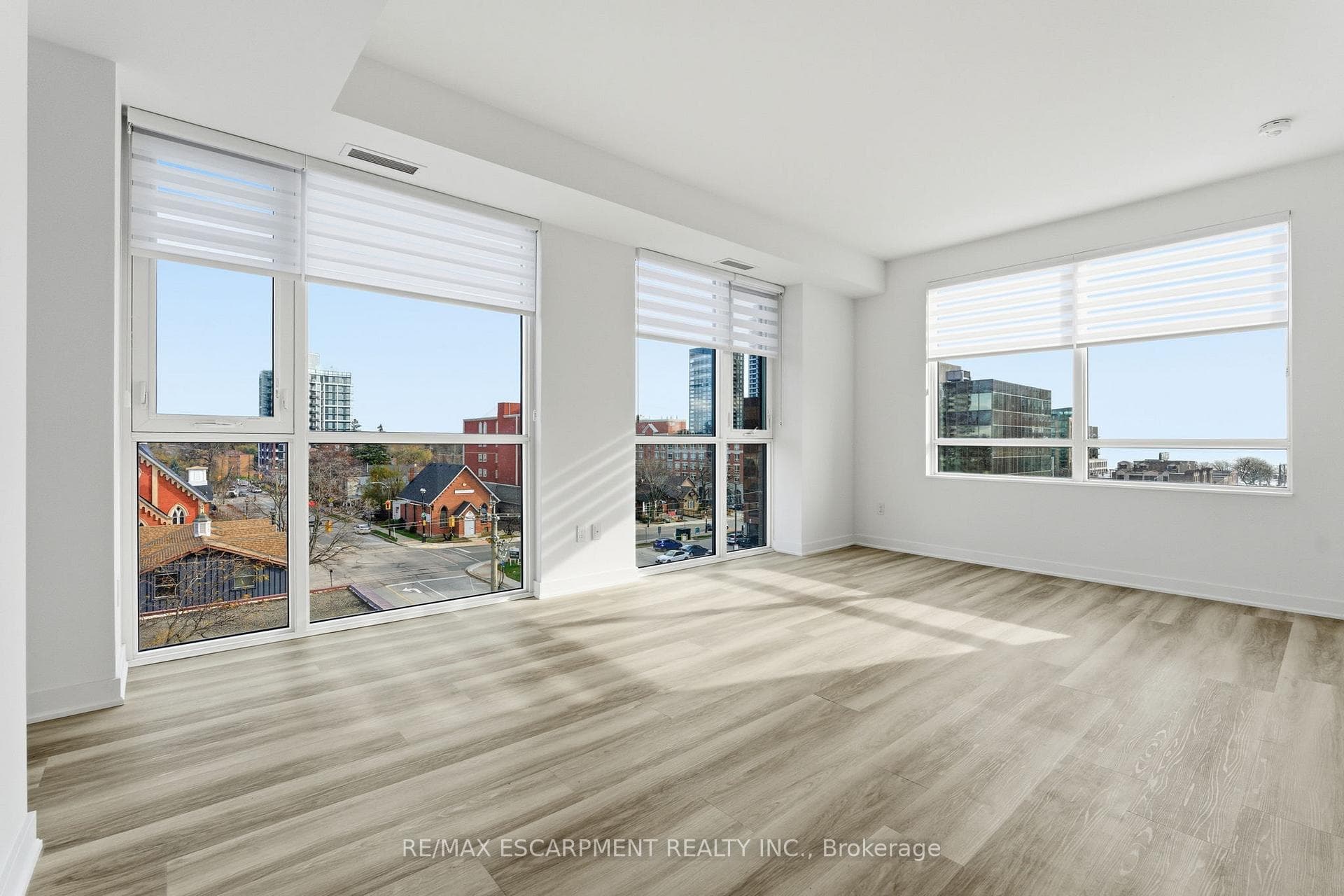 2007 JAMES Street Unit 404 photo 13