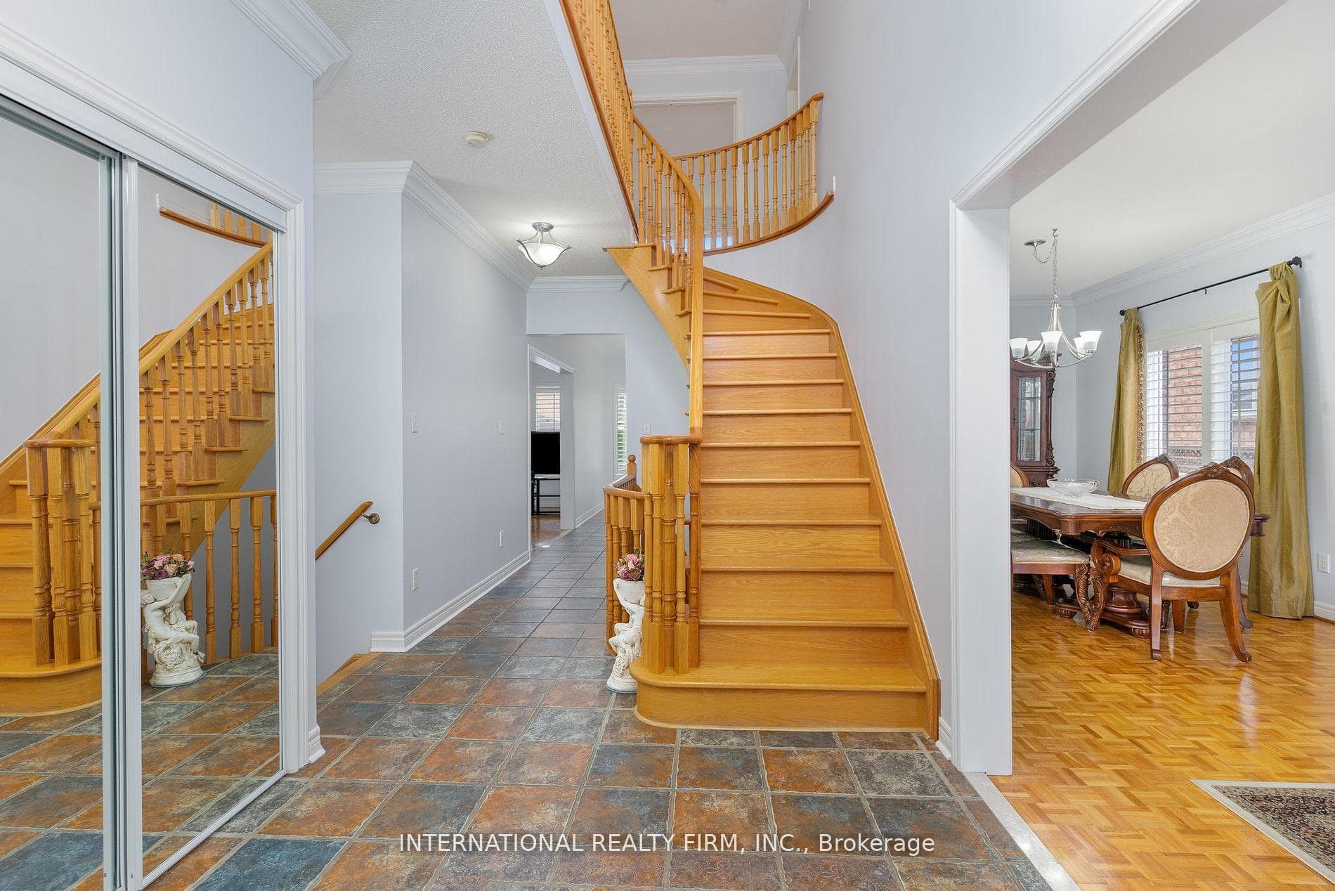 12 Giotto Crescent photo 5