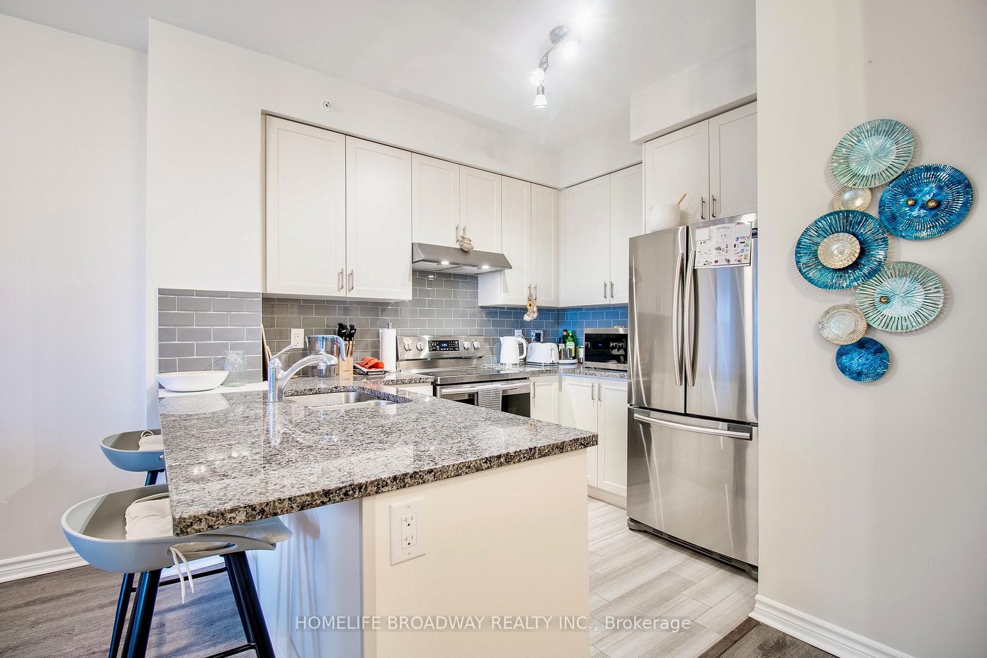 9255 Jane Street Unit 815 photo 7