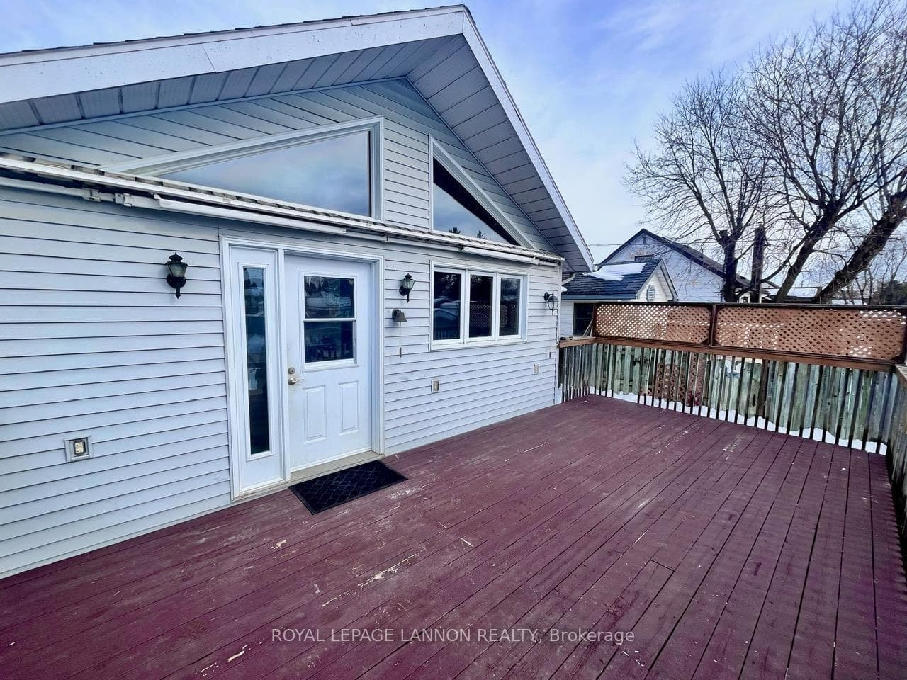 334 Francis Street photo 21