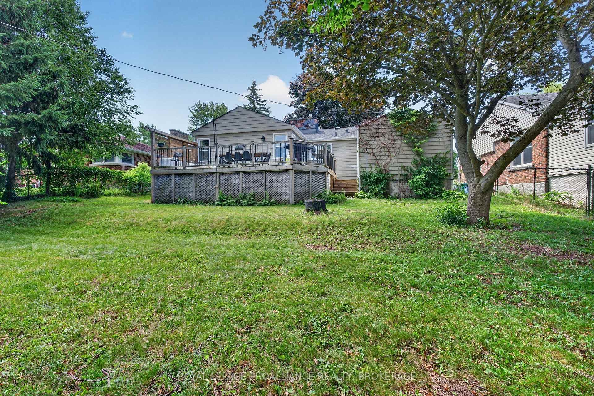 27 Elizabeth Avenue photo 30
