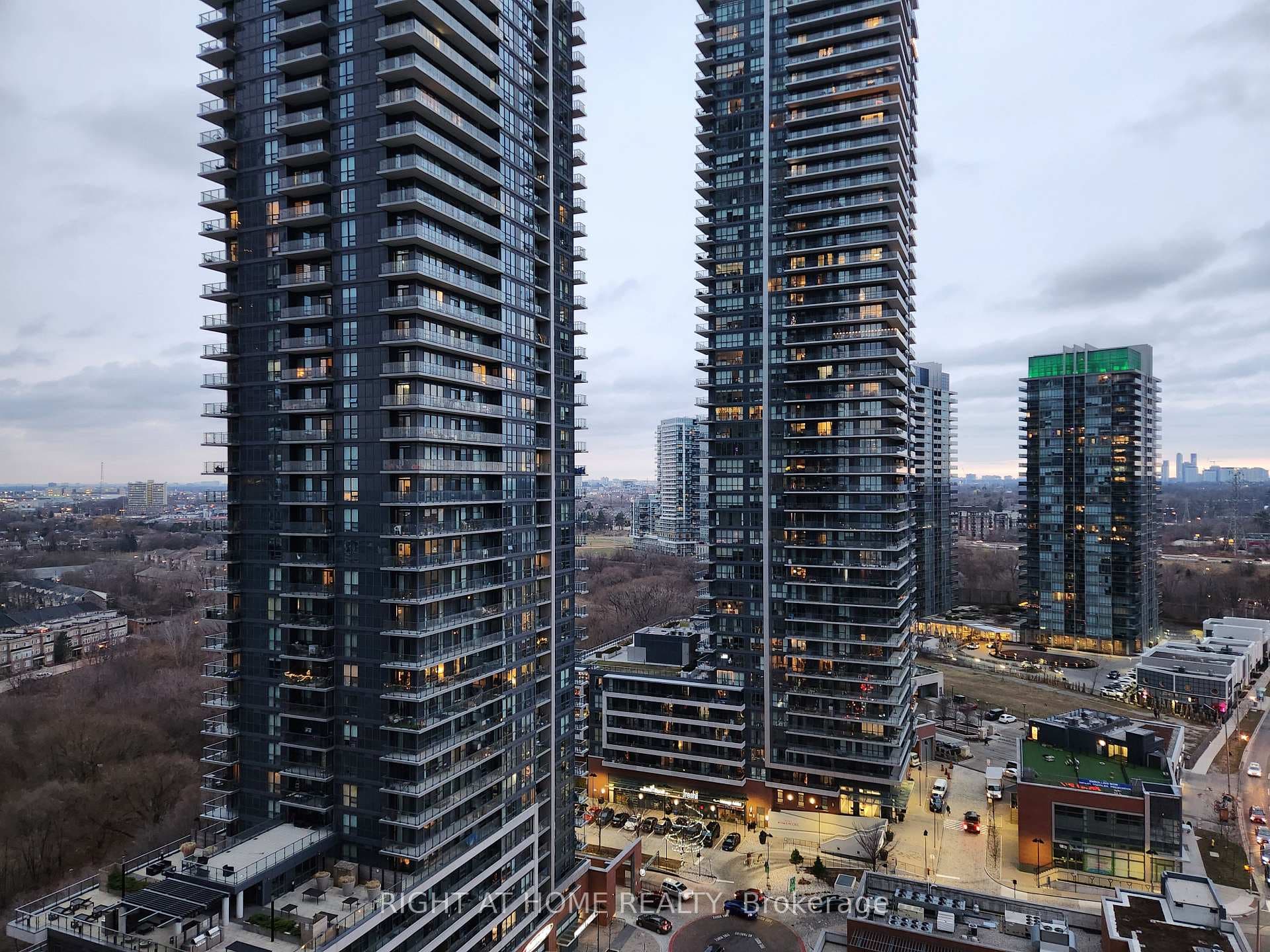 2200 Lake Shore Boulevard Unit 2205 photo 24