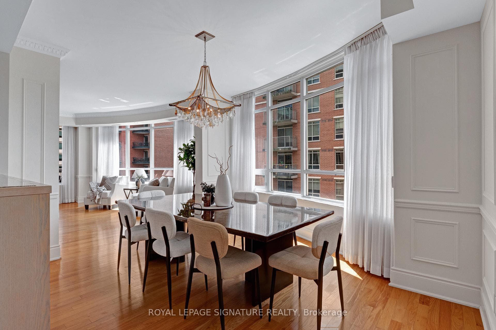 55 Delisle Avenue Unit 802 photo 6