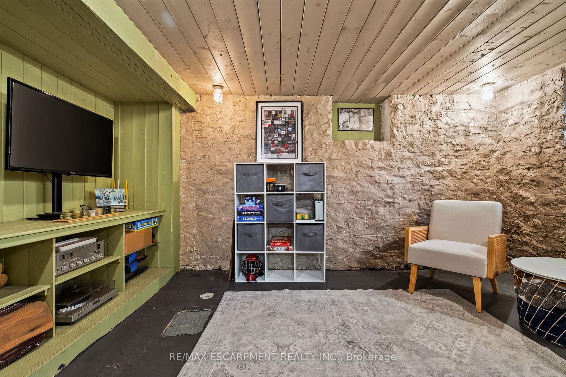 61 MOUNTAIN Avenue photo 36