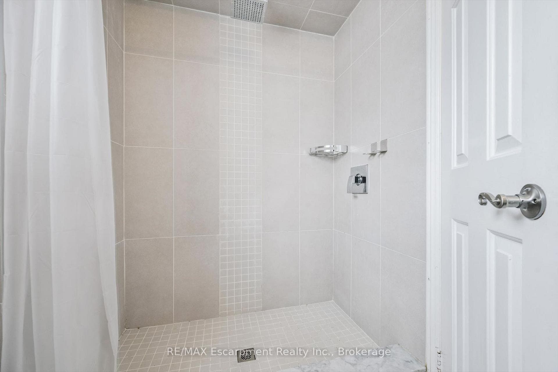227 Martindale Avenue photo 20