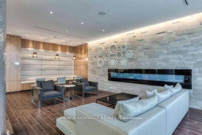 36 Park Lawn Road Unit 2501 photo 3