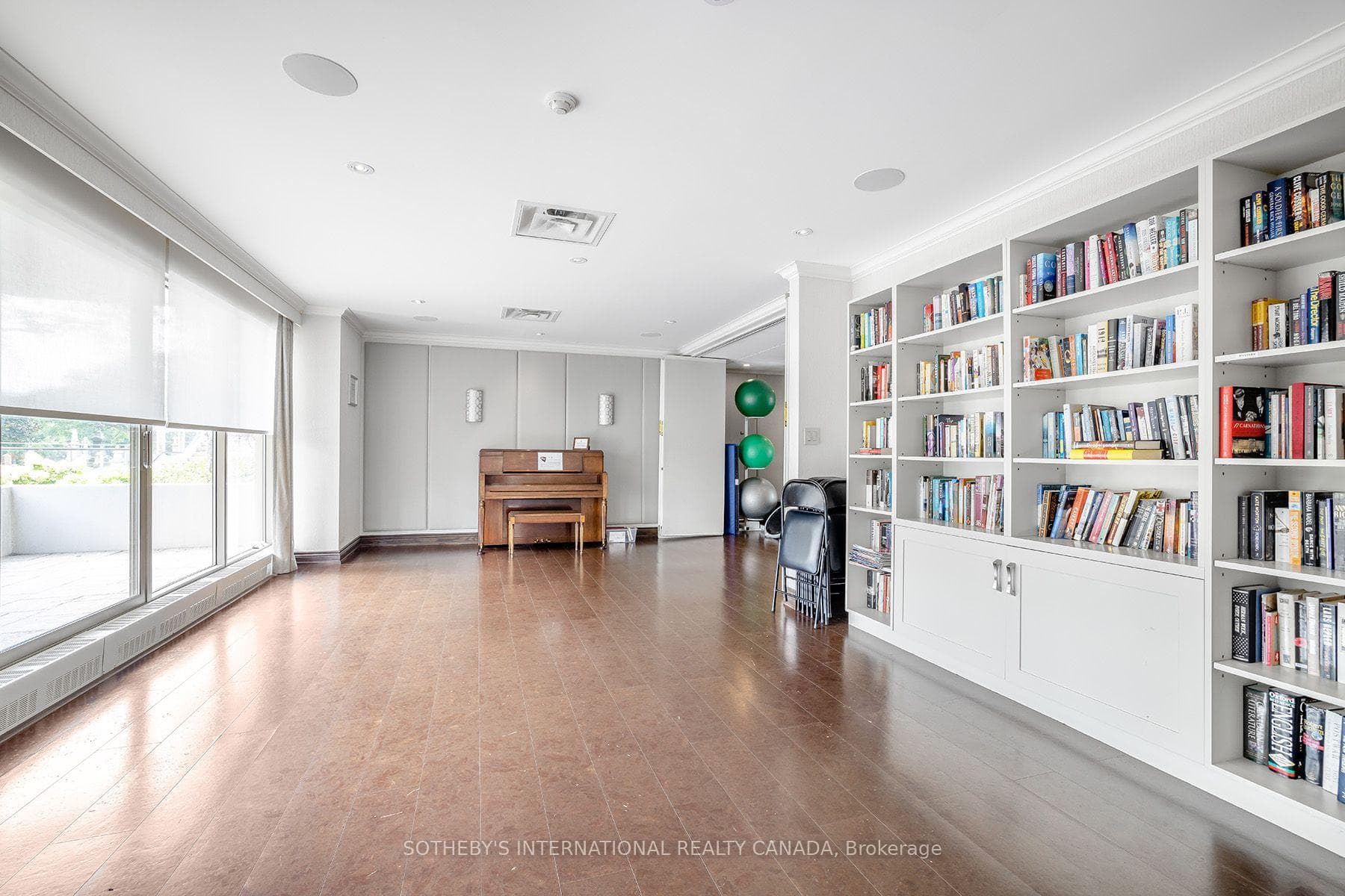 63 St Clair Avenue Unit 1801 photo 40