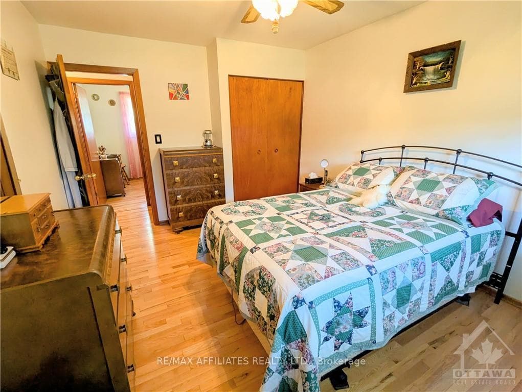 604 TOWNLINE Road photo 10