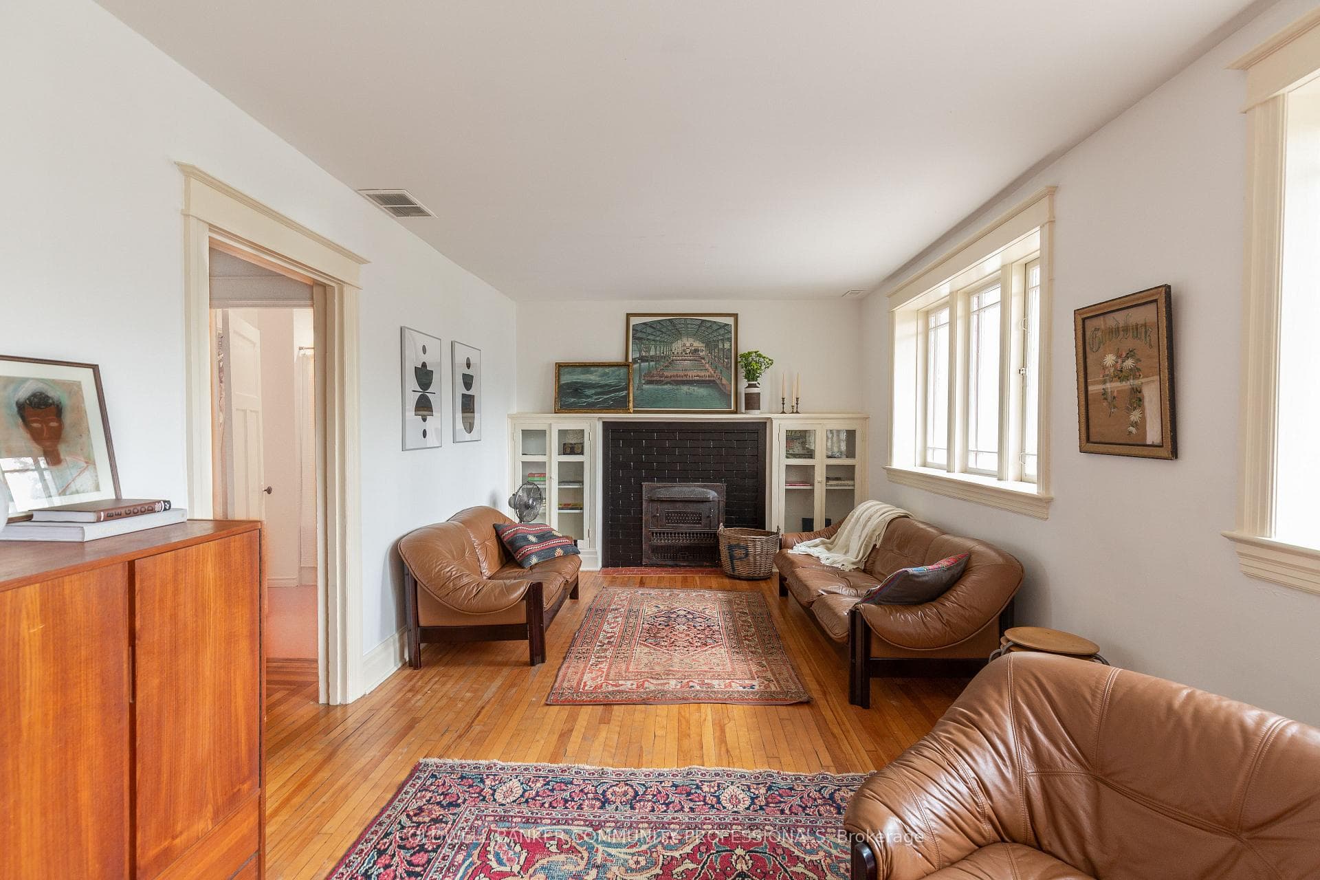 31 St Clair Avenue photo 10