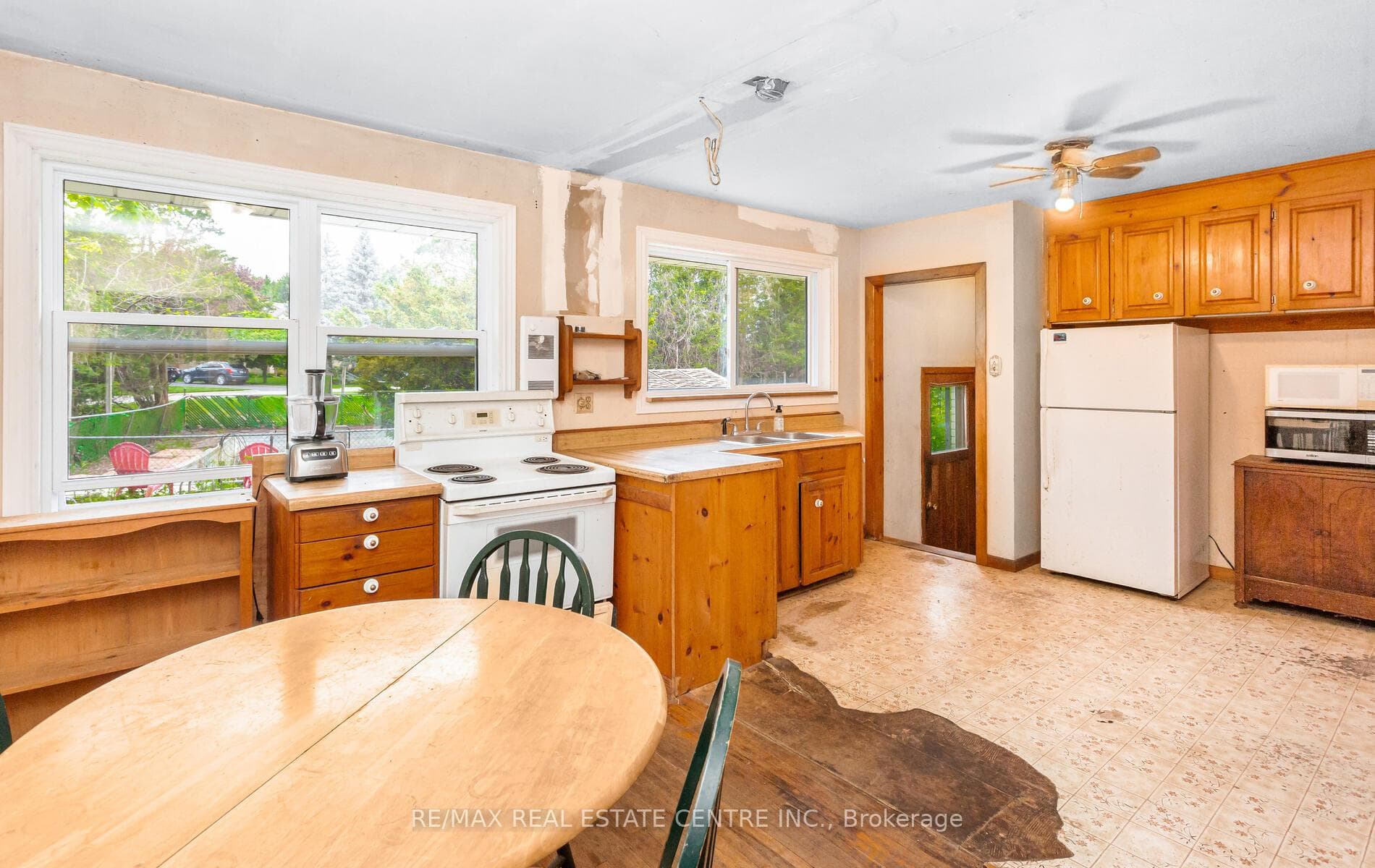 6 Stewarttown Road photo 14