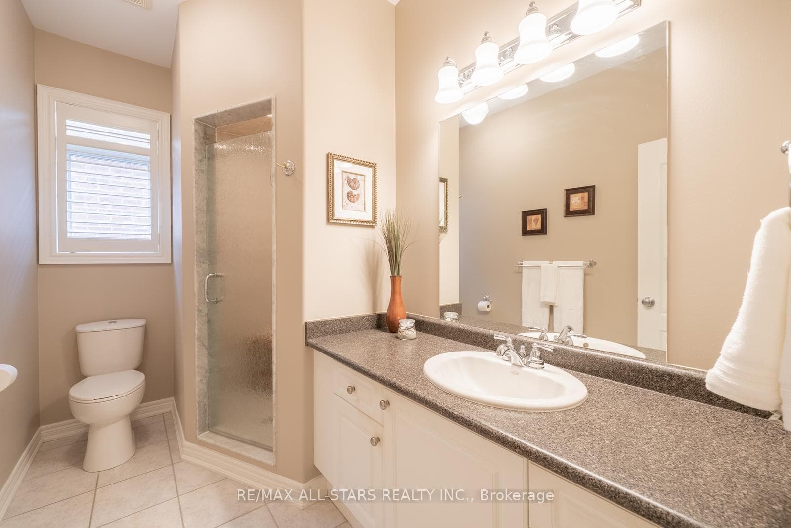 79 Gardiner Drive photo 27