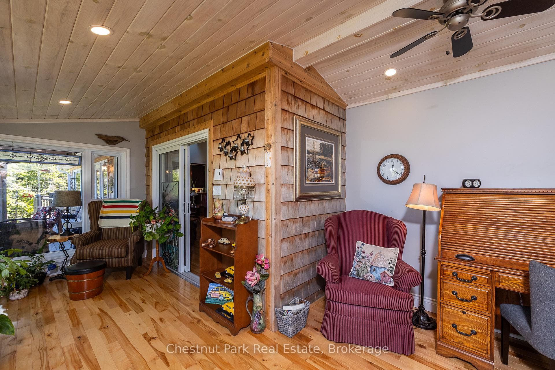 94 Zorra Drive photo 28