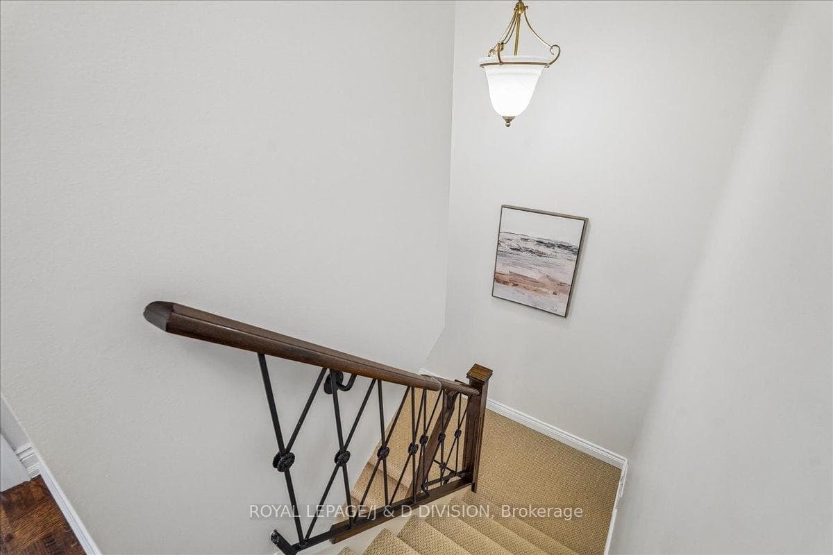 8 Crimson Millway N/A photo 15