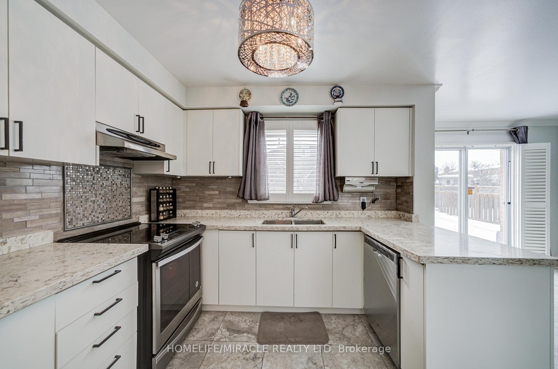 5128 Guildwood Way photo 10