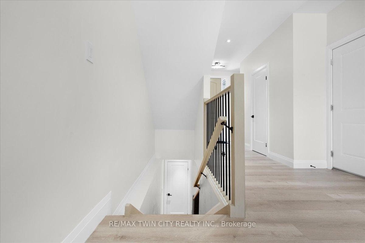 253 Kensington Avenue Unit 1 photo 24