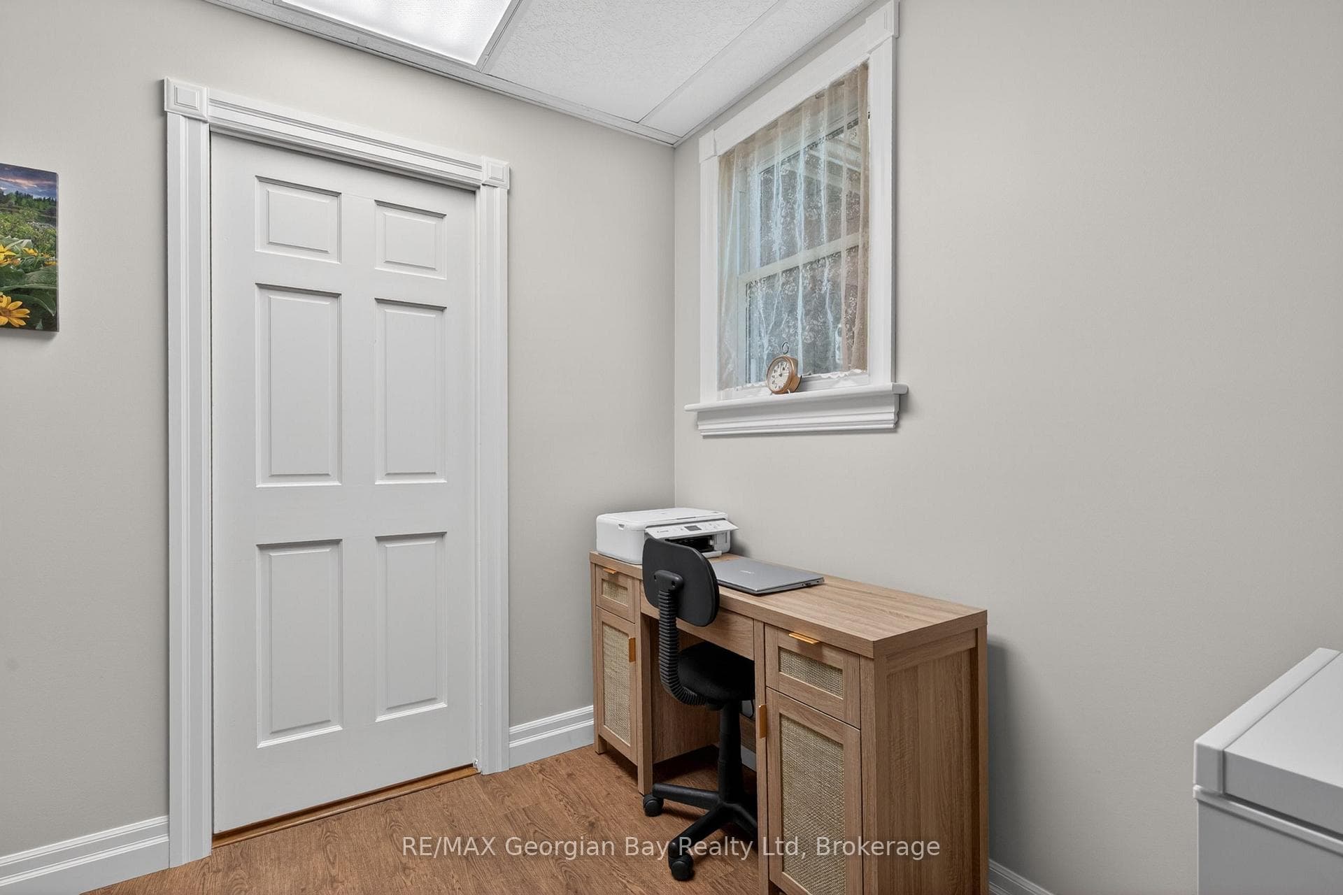 344 Fourth Street photo 18