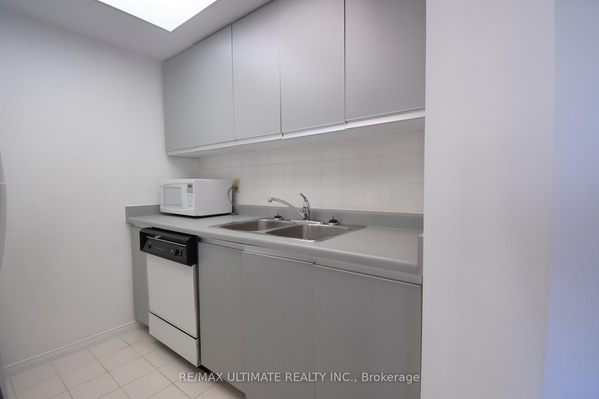 99 Harbour Square Unit 1503 photo 12
