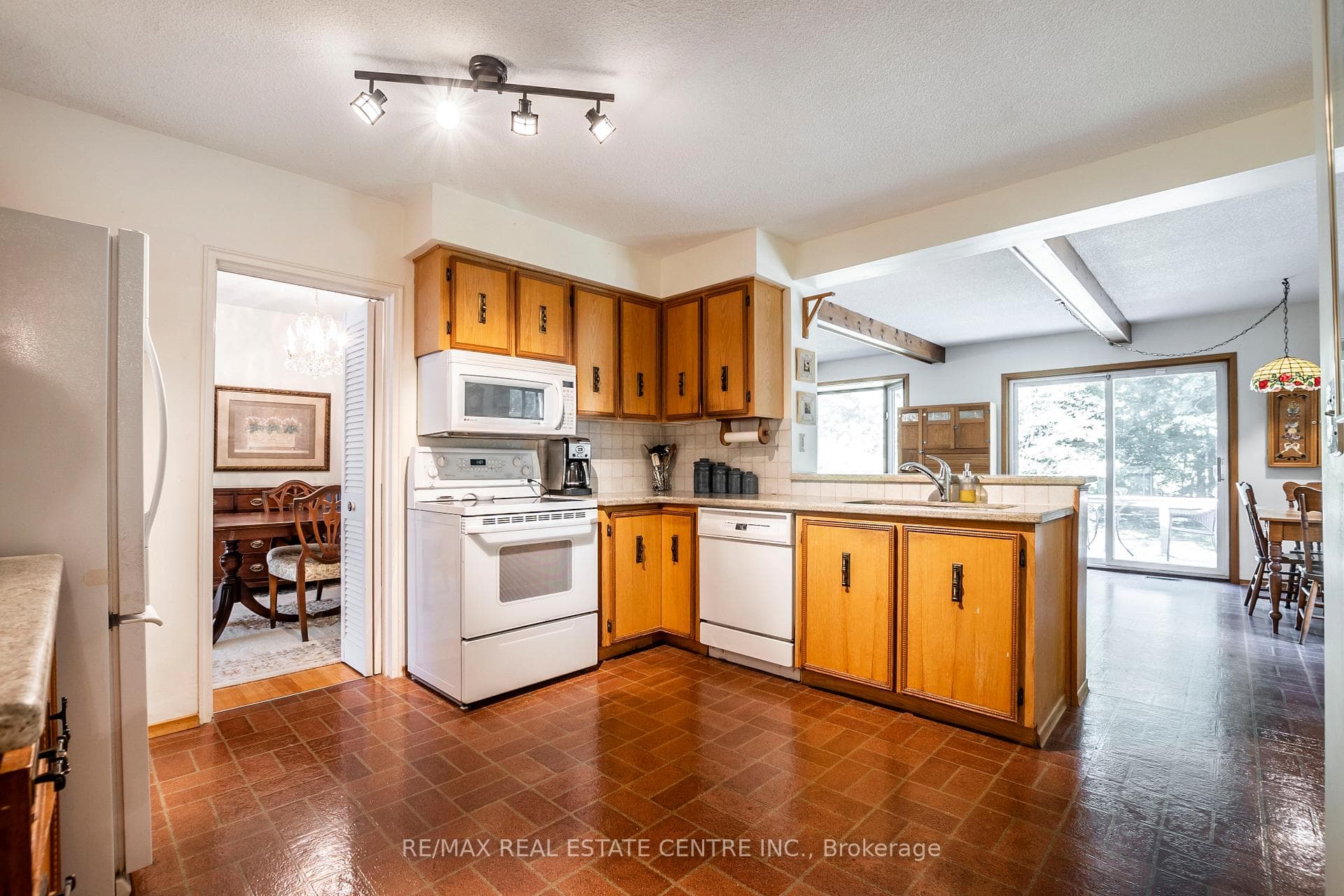 393 River Side Drive photo 16