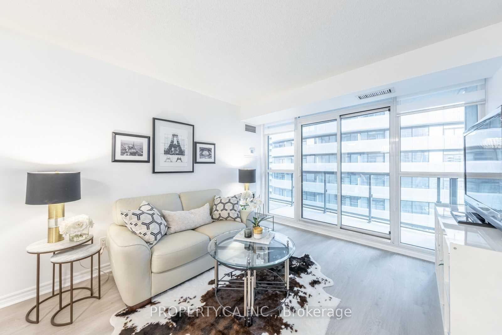 19 Grand Trunk Crescent Unit 2509 photo 9