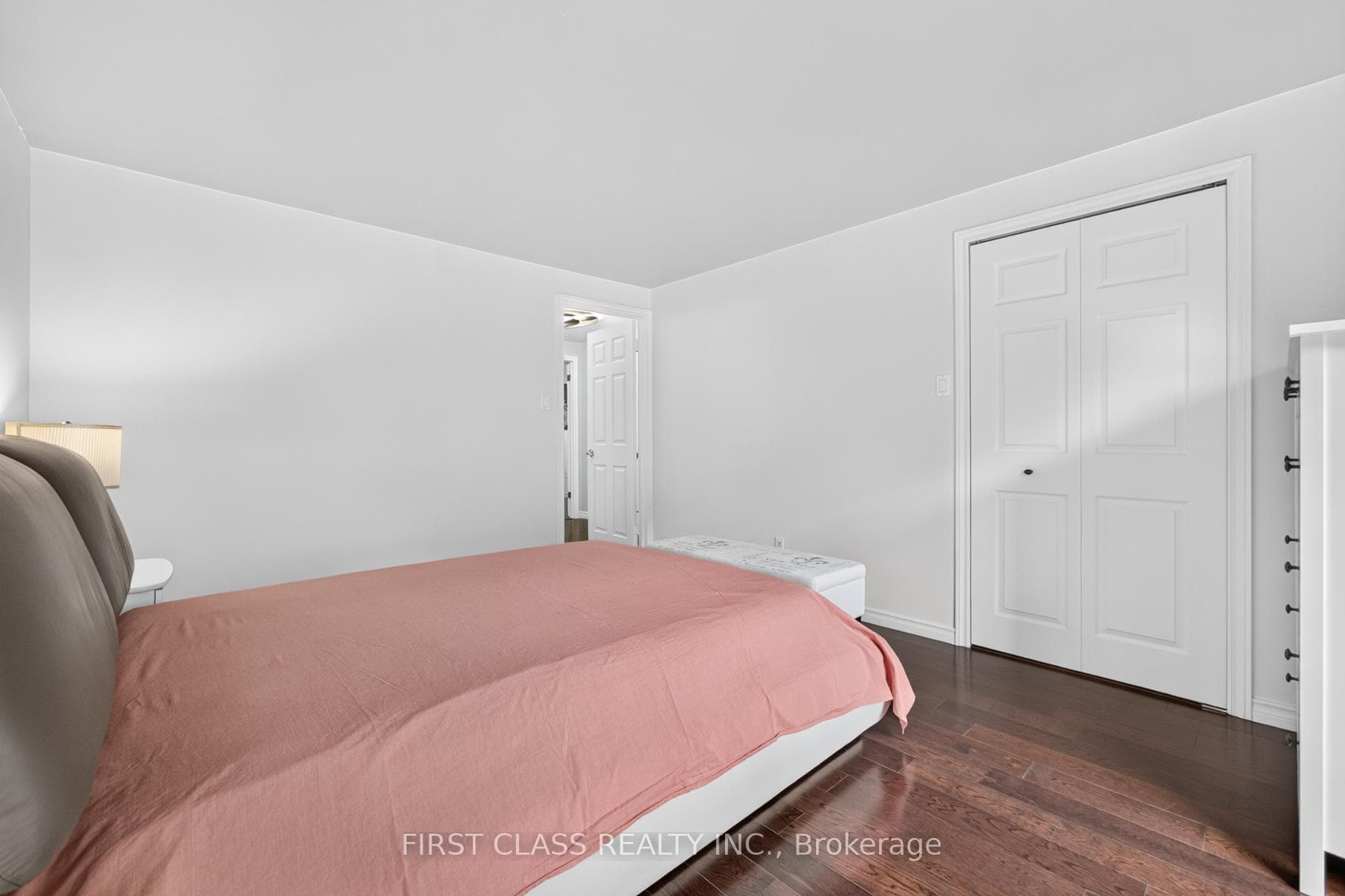 202 Royal Orchard Boulevard photo 35