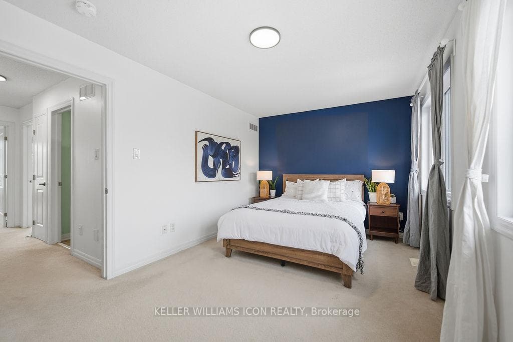 148 Hawkshaw Crescent photo 26