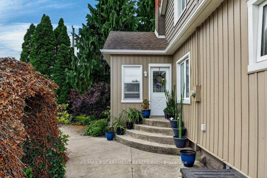 5331 Greenlane Road photo 4
