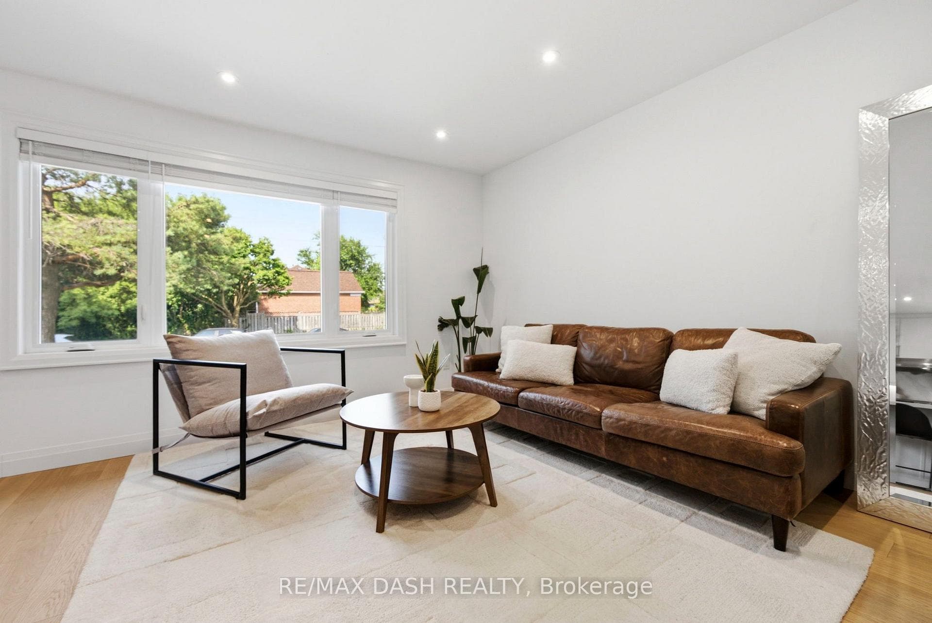 111 Gorman Park Road photo 6
