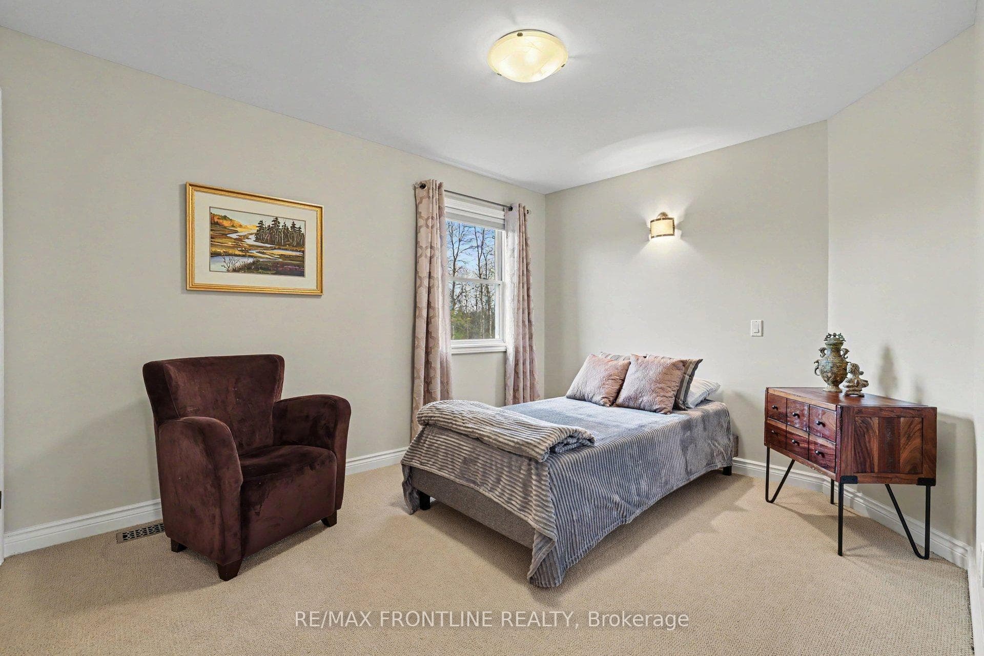 146 Orchard Crescent photo 29